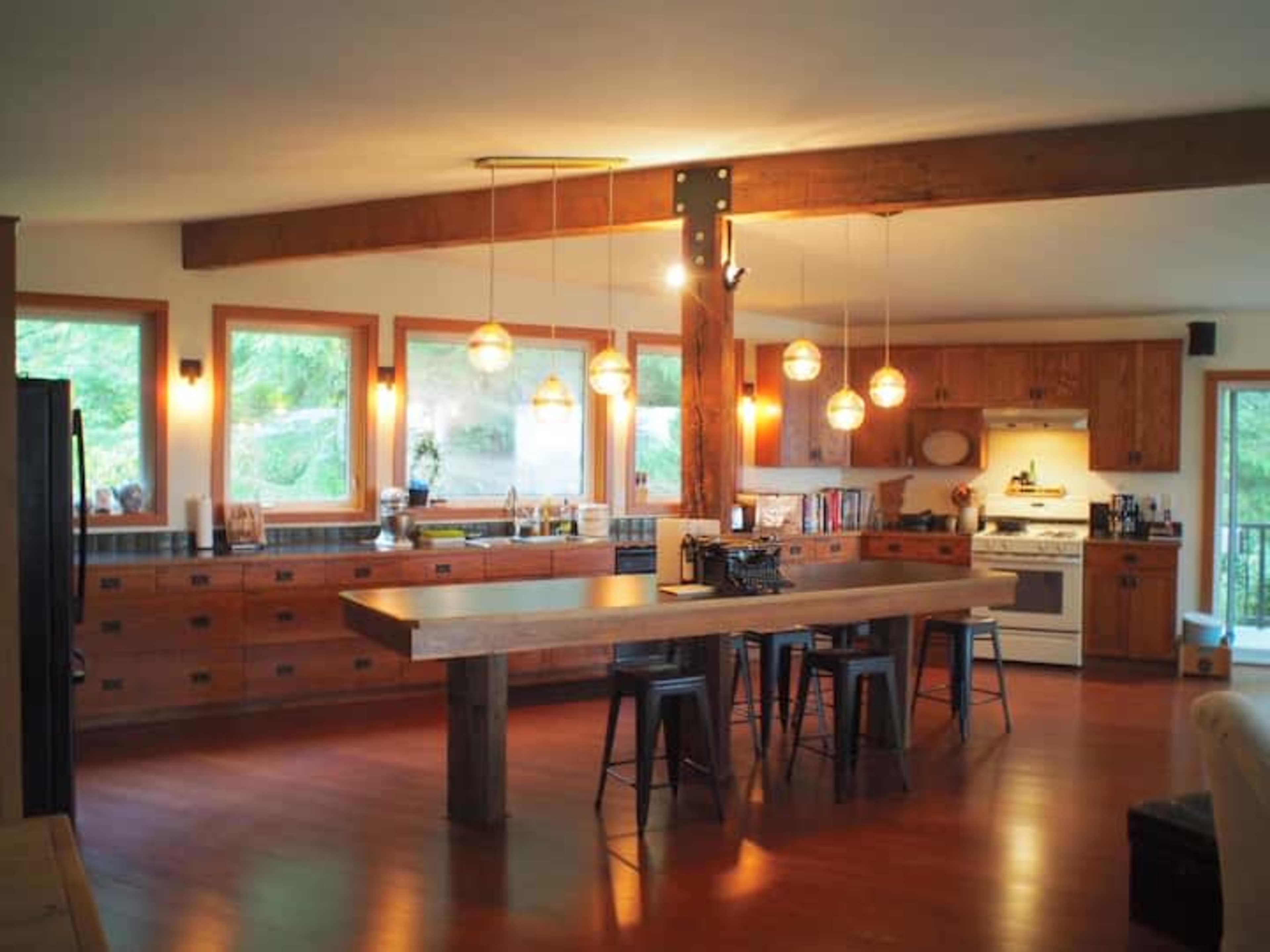 Oceanview home Image in Bowen Island, Bowen Island, BC