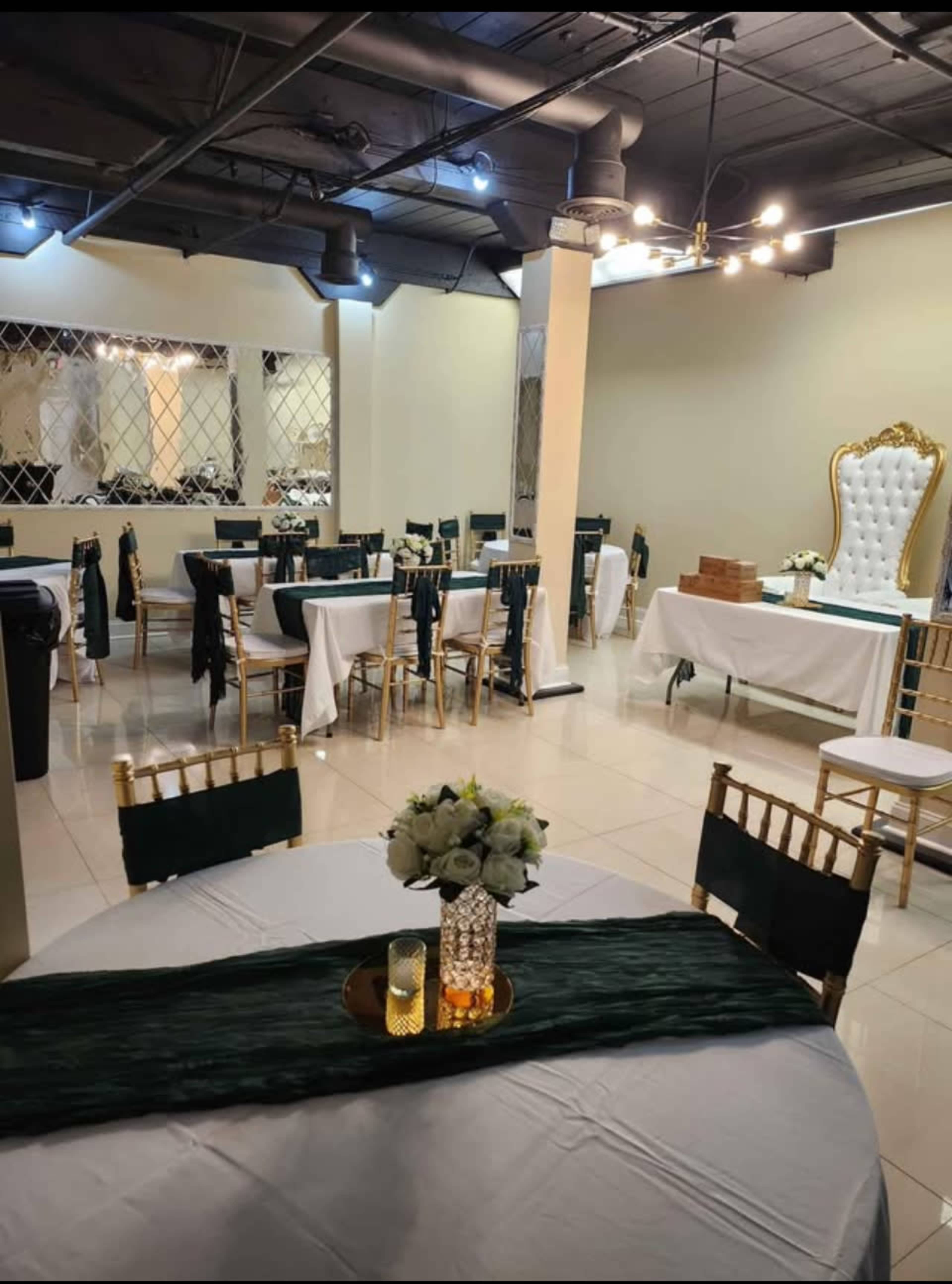 Vibrant, Event Space, Luxe Image in Roxborough-Manayunk, PHILADELPHIA, PA