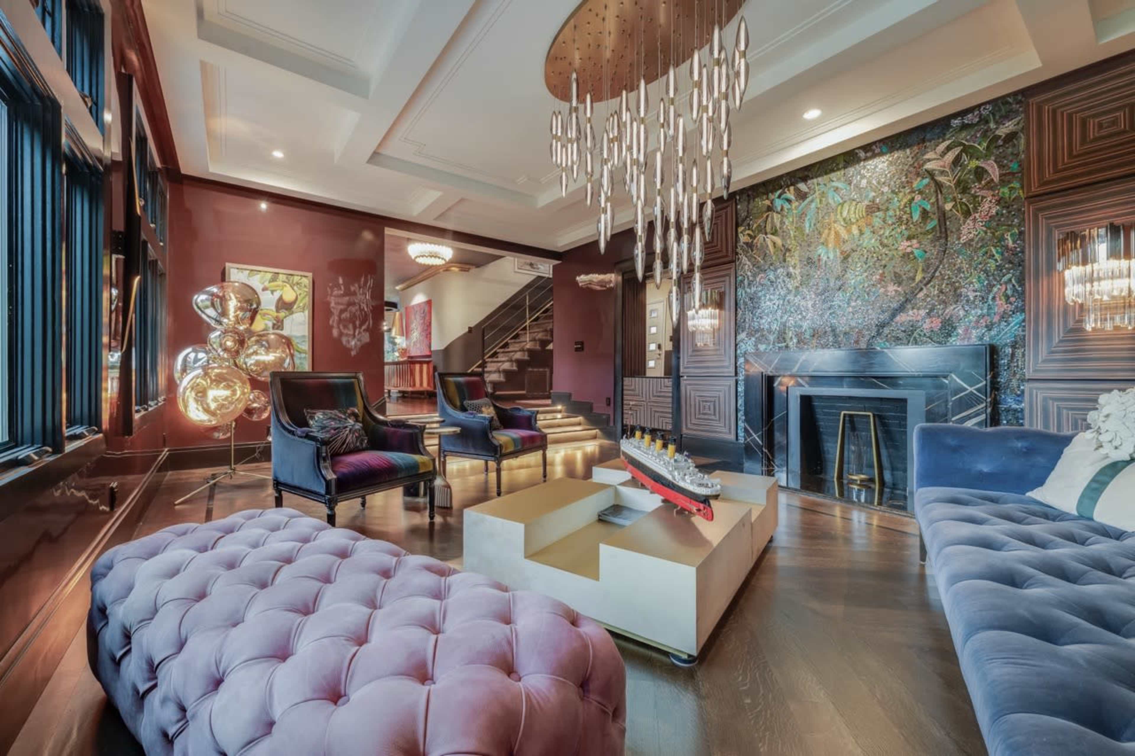 A Tropical Paradise Awaits: Your Dream Event Venue Image in Lake Davis/Greenwood, Orlando, FL