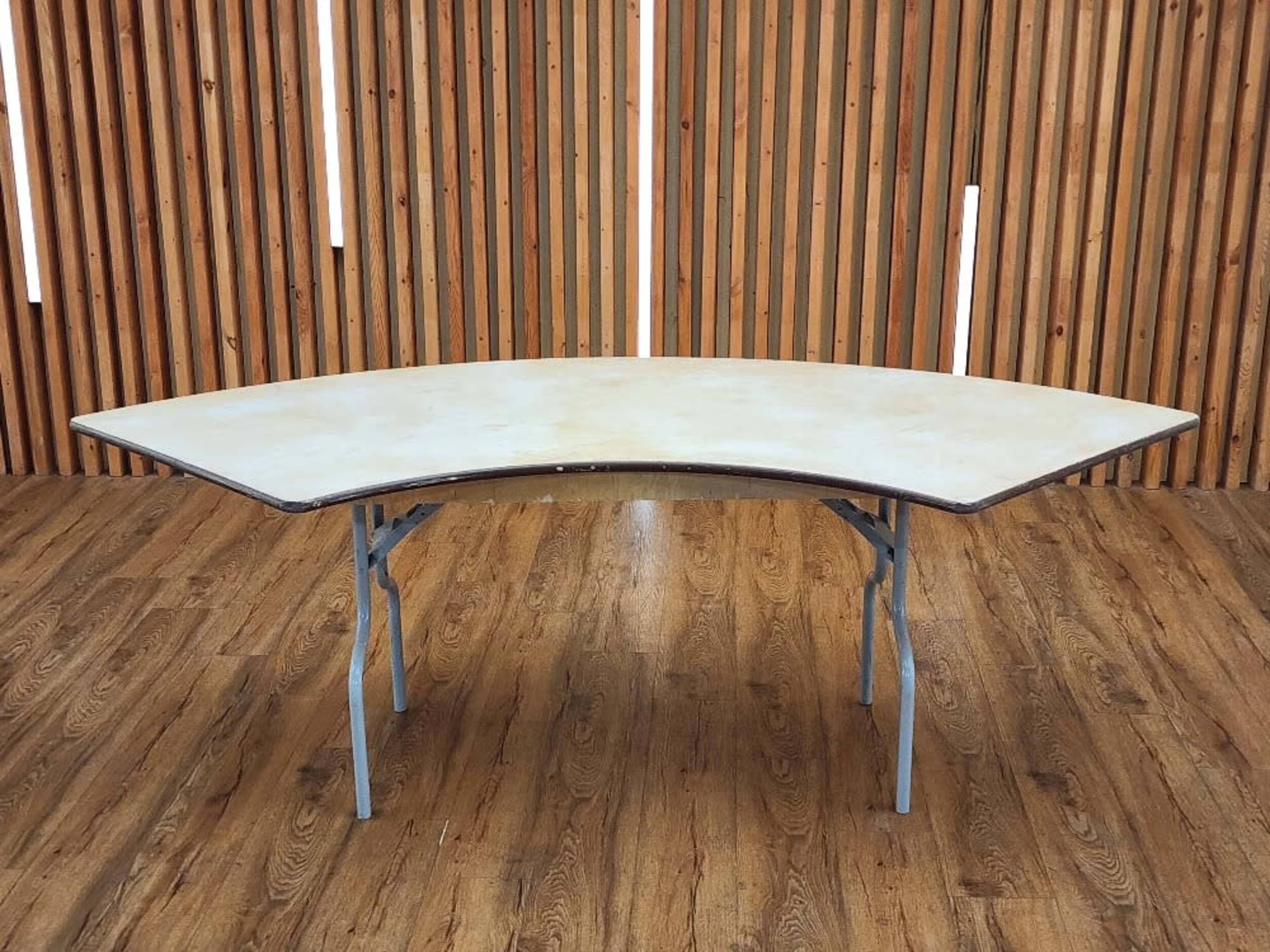 84" Serpentine Folding Table