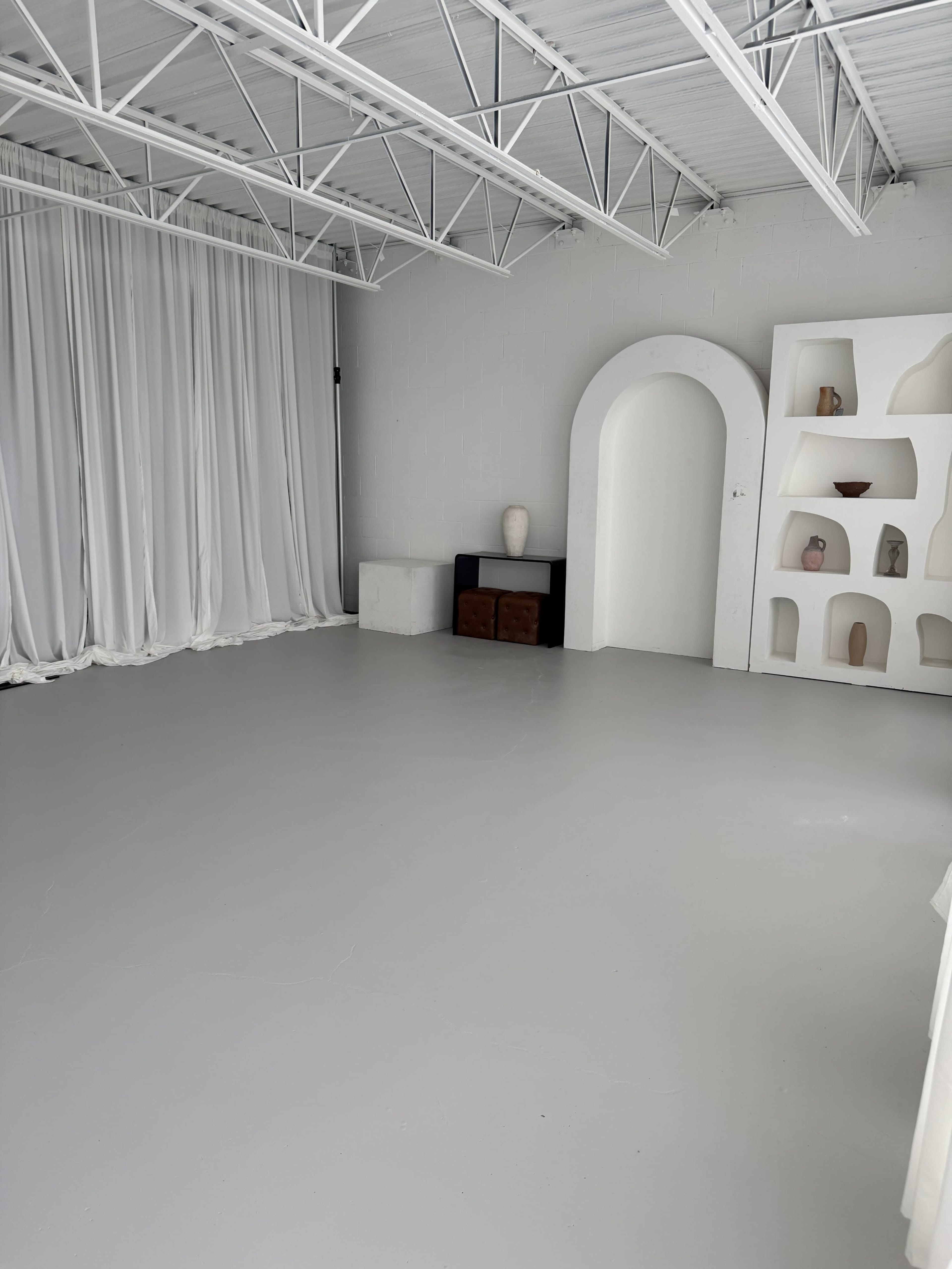 Bright Minimalist Creative Studio | Natural Light Haven in the GTA Image in Mississauga, Mississauga, ON