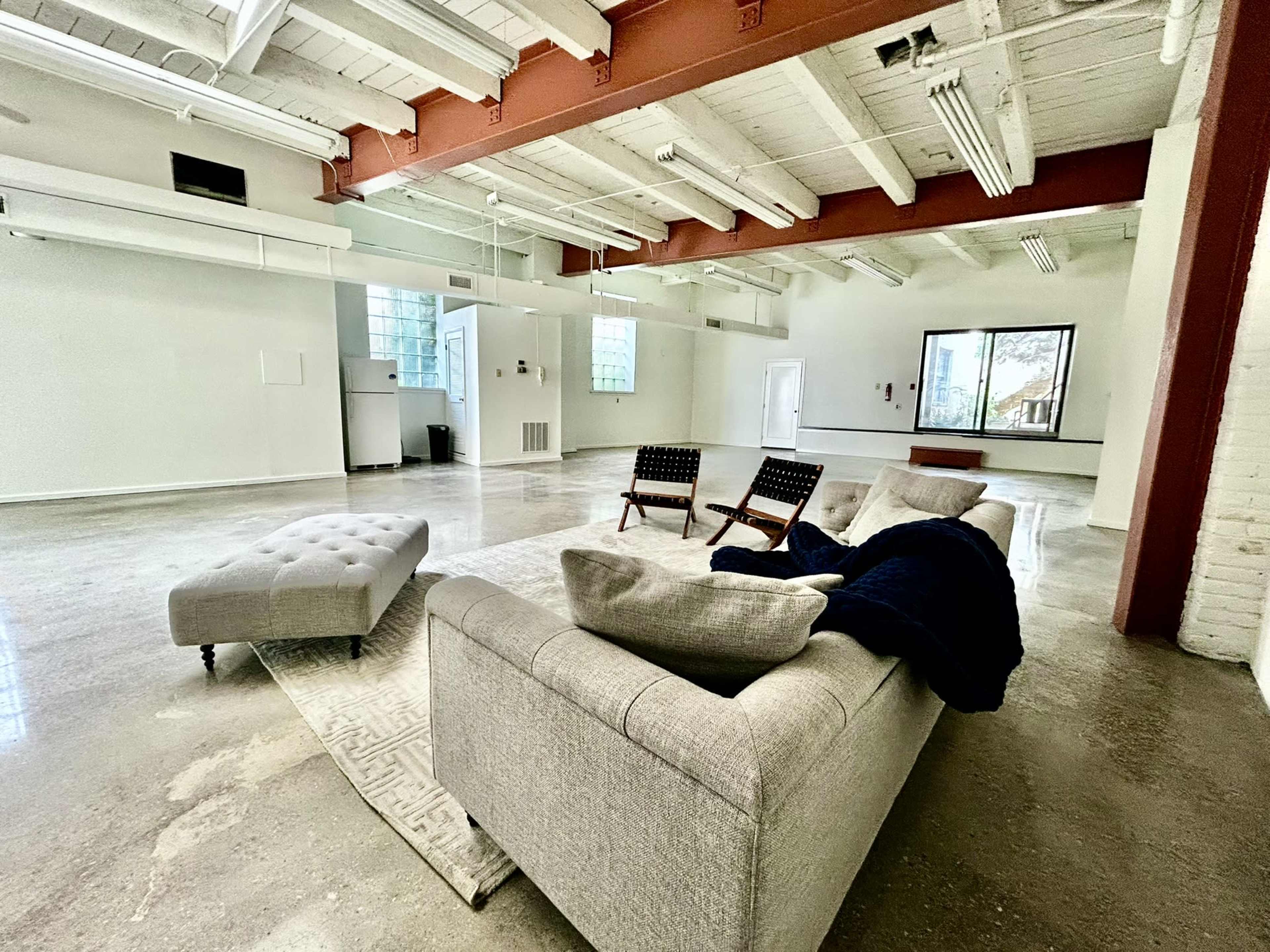 Versatile 3,000 Sq Ft First Floor and Backyard of Warehouse in South Philly – Ideal for Photo + Film Shoots Image in Queen Village, Philadelphia, PA
