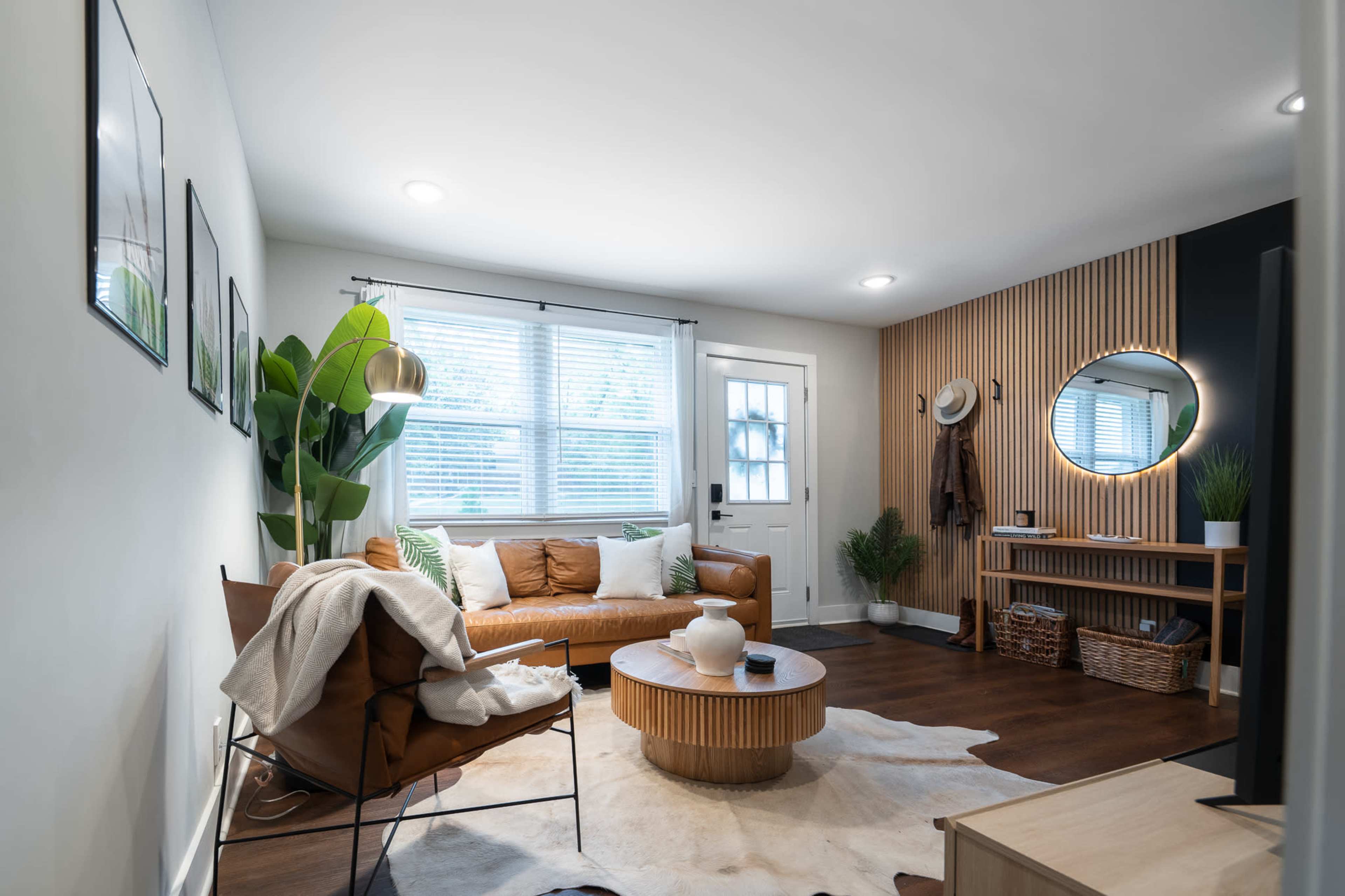 Cozy, Warm Guest House Retreat With Boho Modern Feel Image in Charlotte Park, Nashville, TN