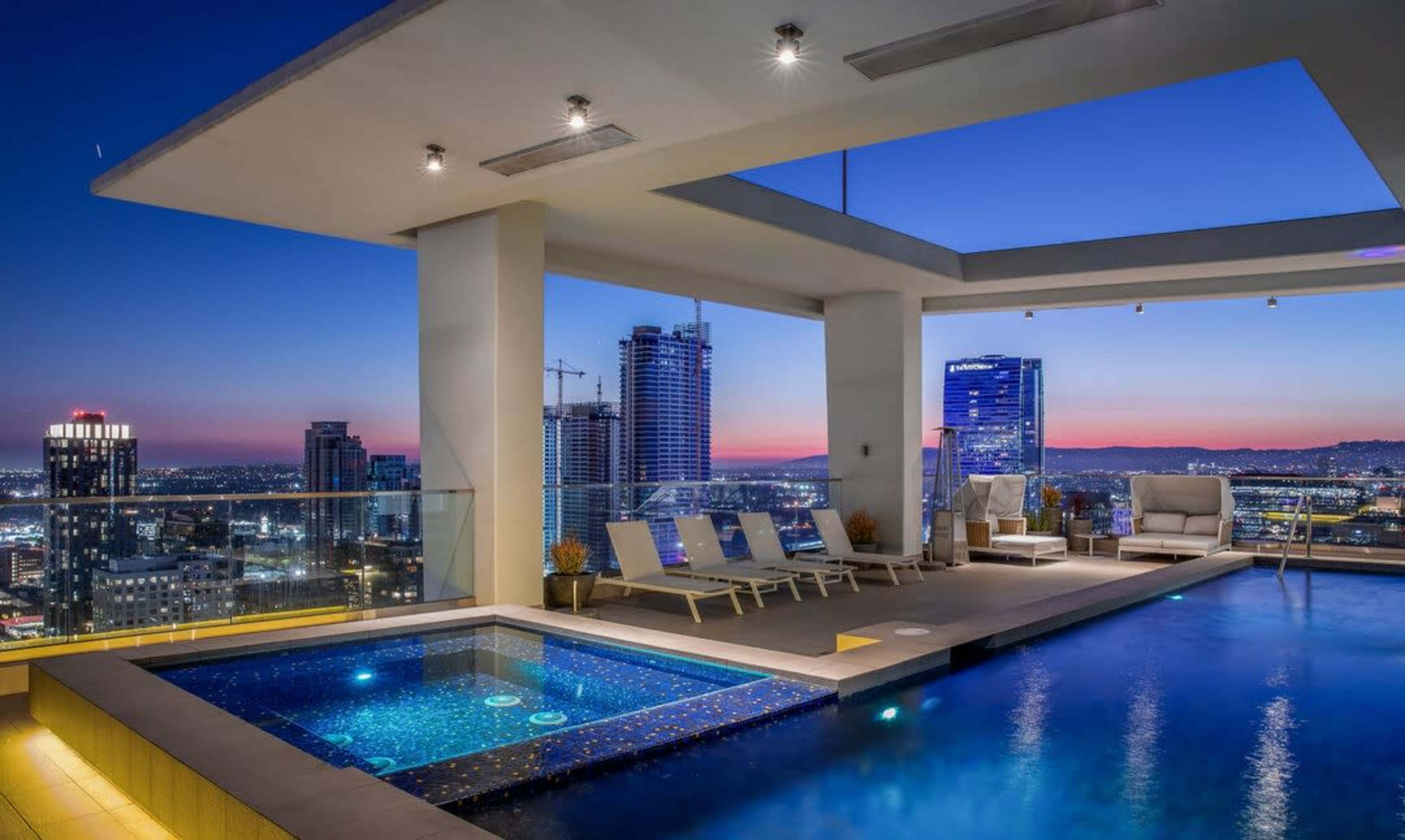 Level Hotels & Furnished Suites | DTLA Penthouse Event Space with ...