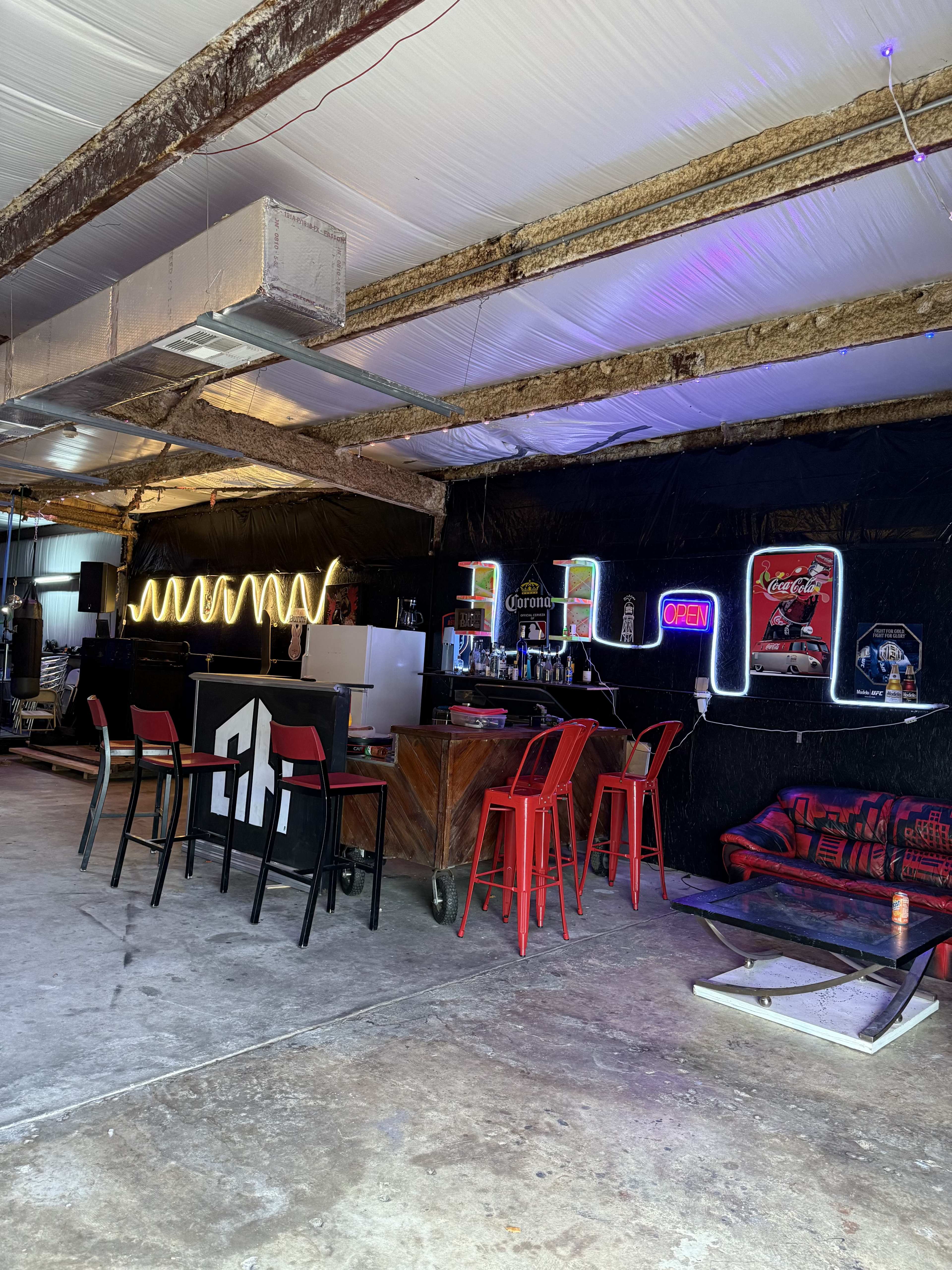 Versatile Warehouse in Sagemont Image in Houston, Houston, TX