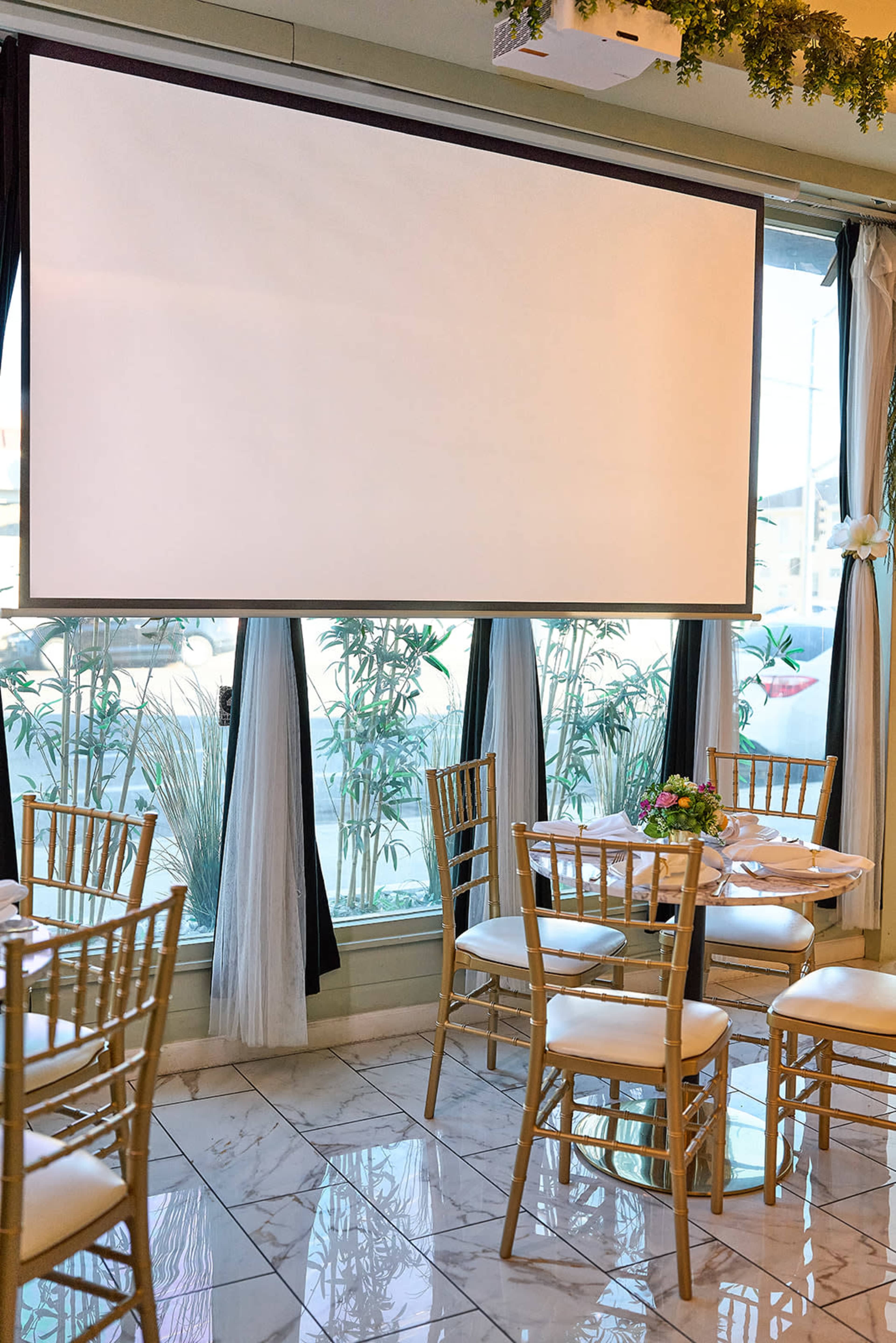 Garden Vibes Space with Breakout Patio for Meetings & Workshops Image in Burbank, Burbank, CA