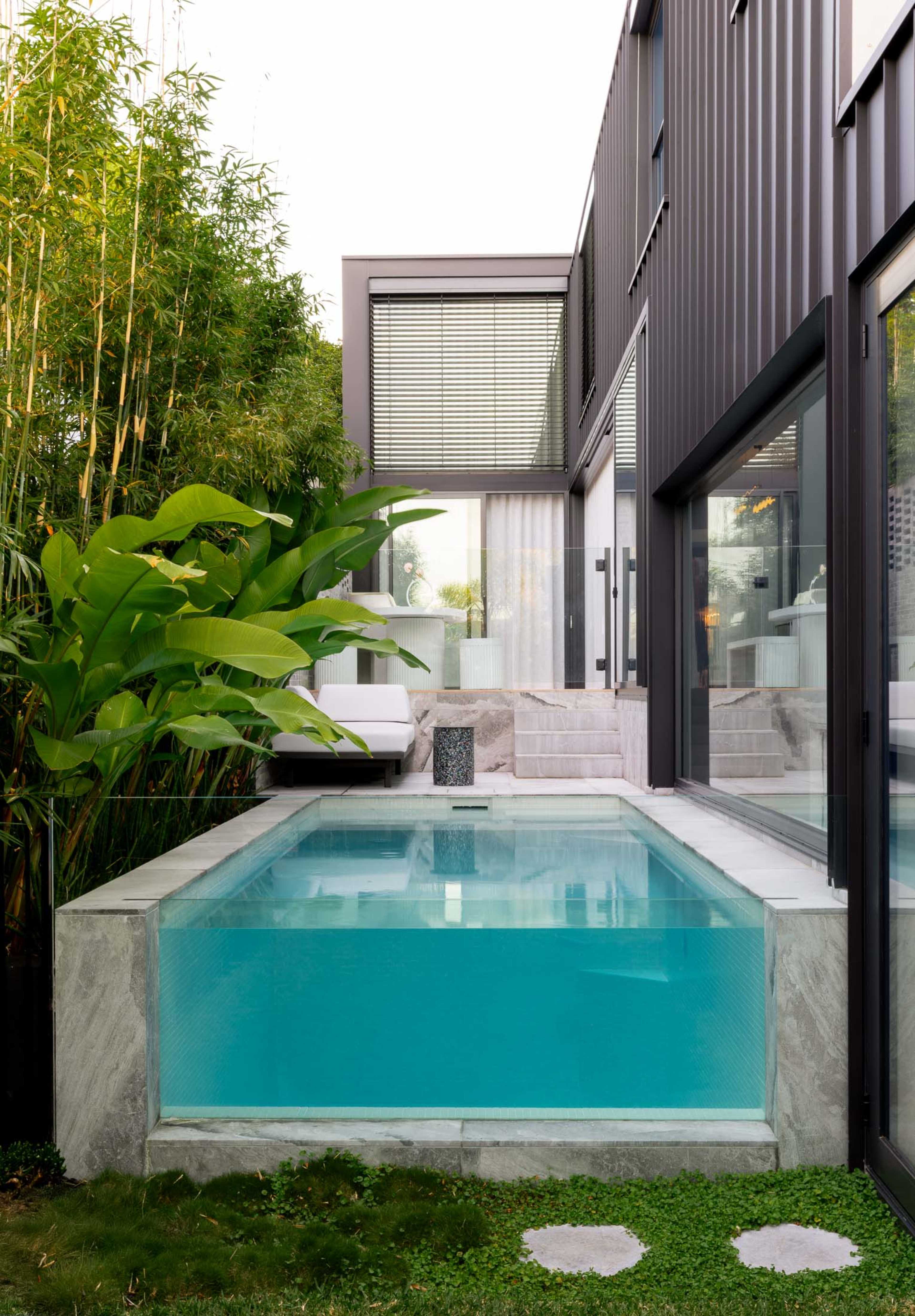 A Light-Filled Modern Retreat in Seaforth Image in Seaforth, seaforth, NSW