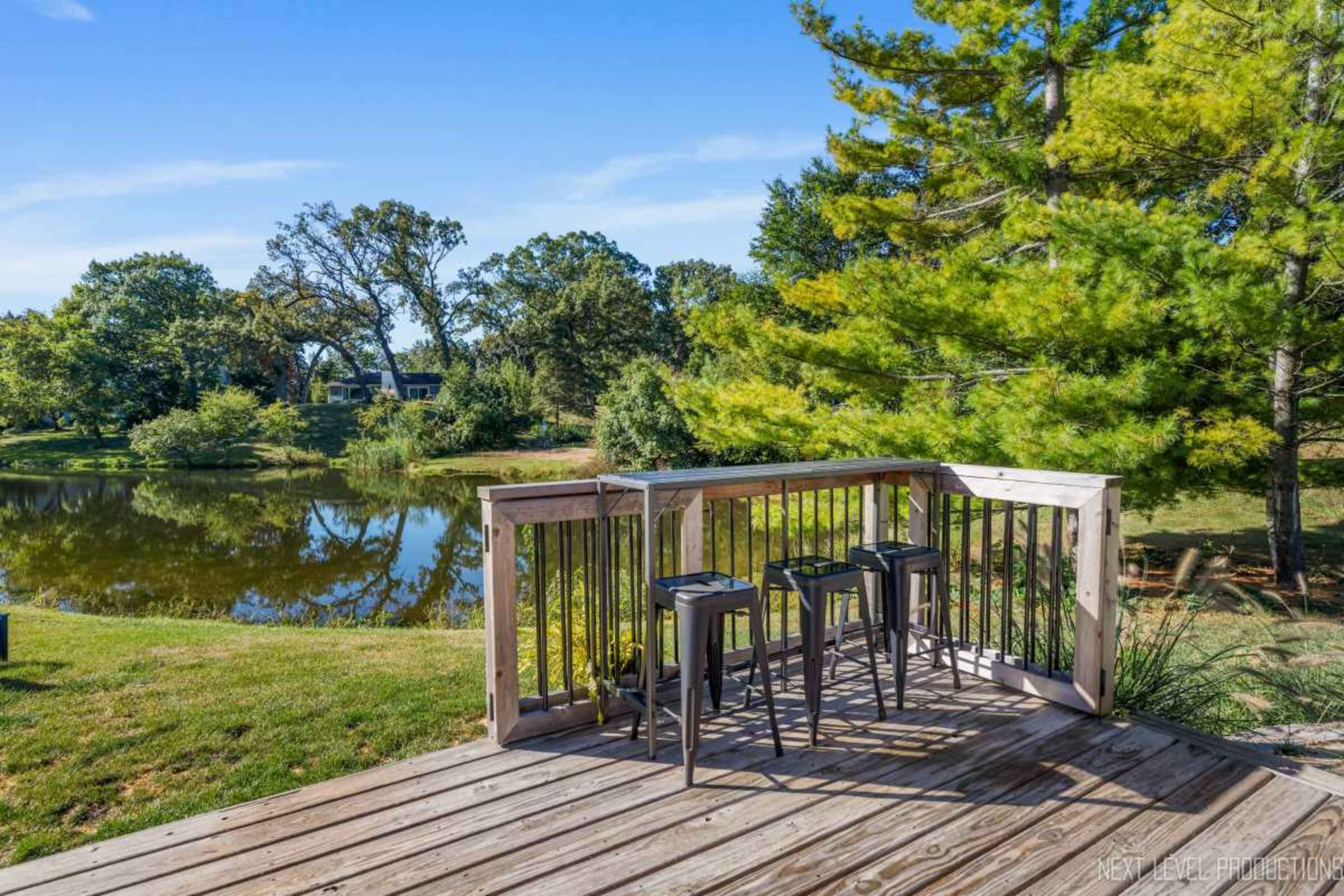 Sprawling Property Overlooking Seren LAKE! Great kitchen and backyard for filming Image in St. Charles Township, St. Charles, IL