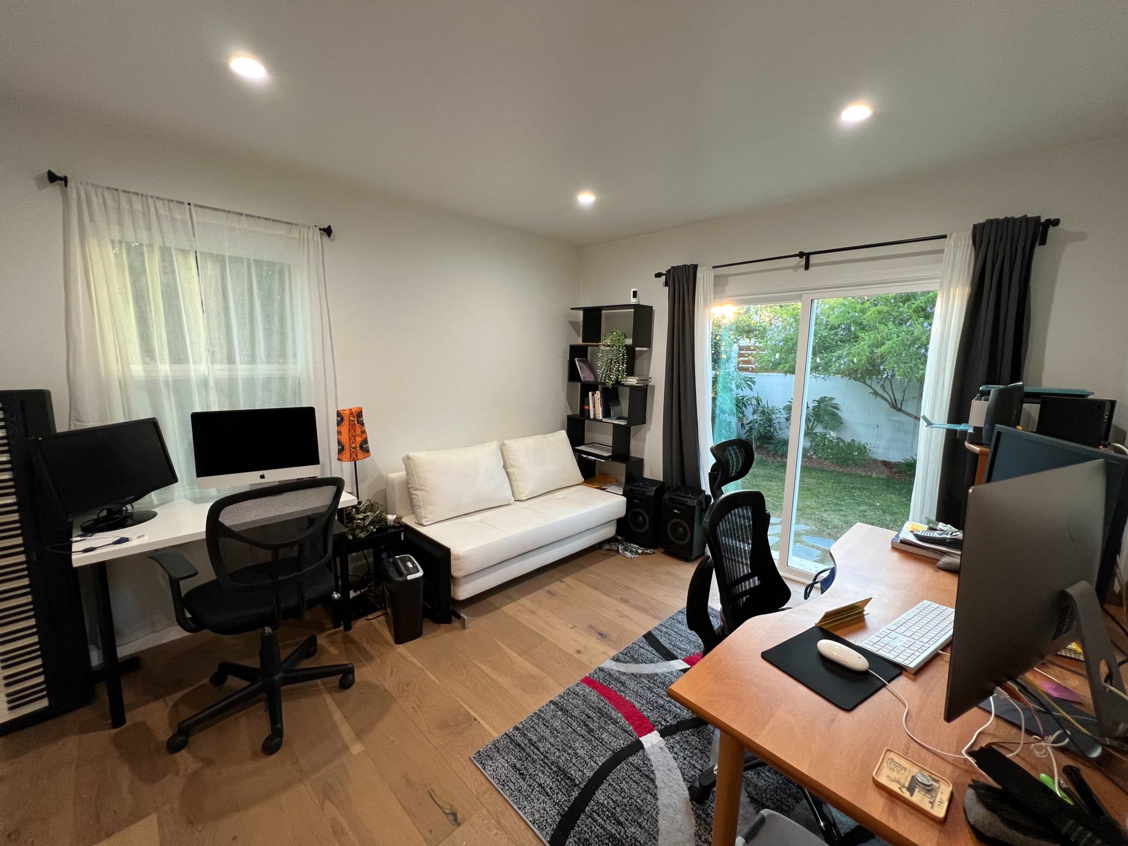 Serene Home with Lush Backyard & Chef's Kitchen Image in Lake Balboa, Van Nuys, CA