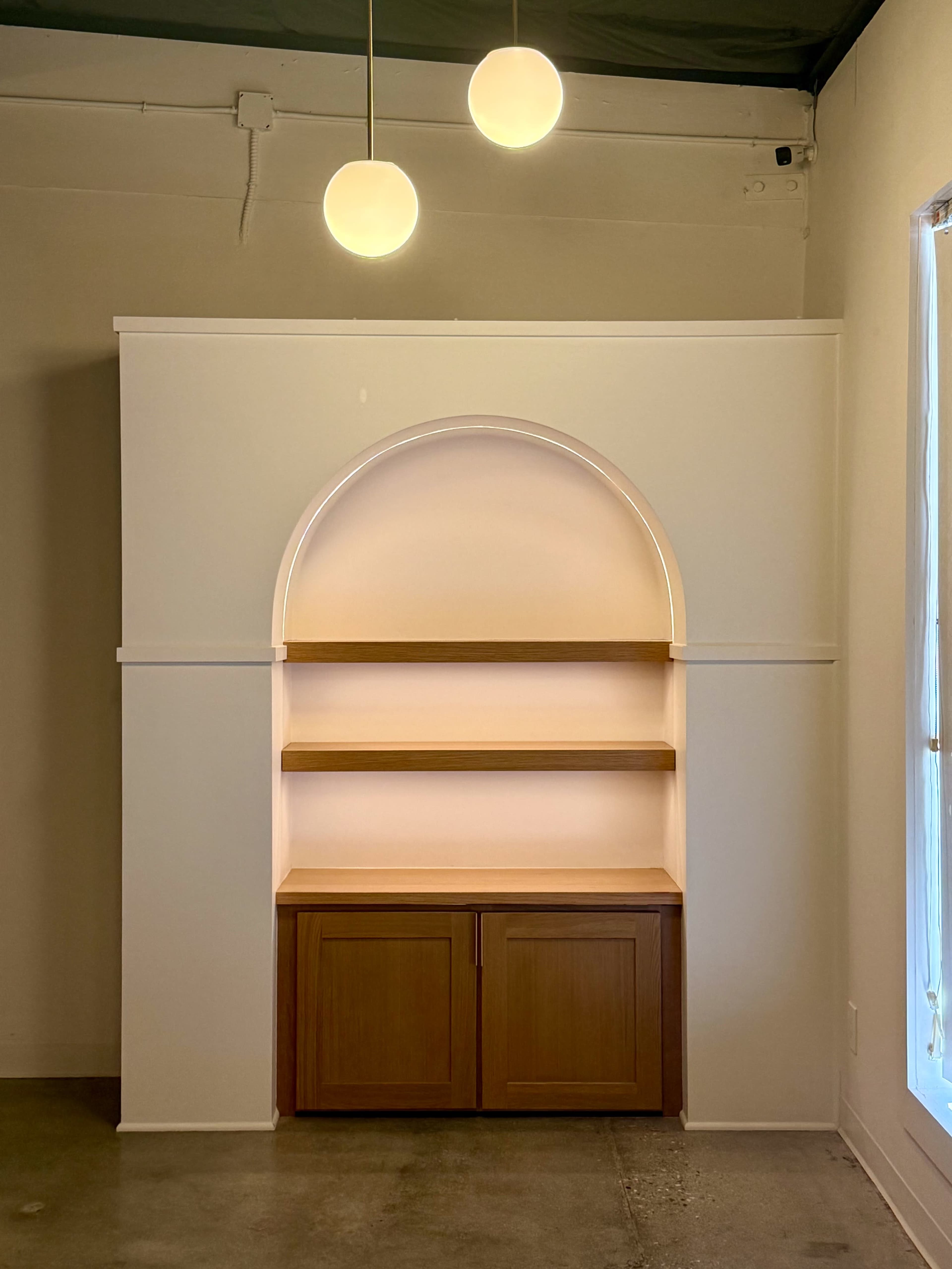 Modern Studio Centrally Located Image in Santa Fe Springs, Santa Fe Springs, CA