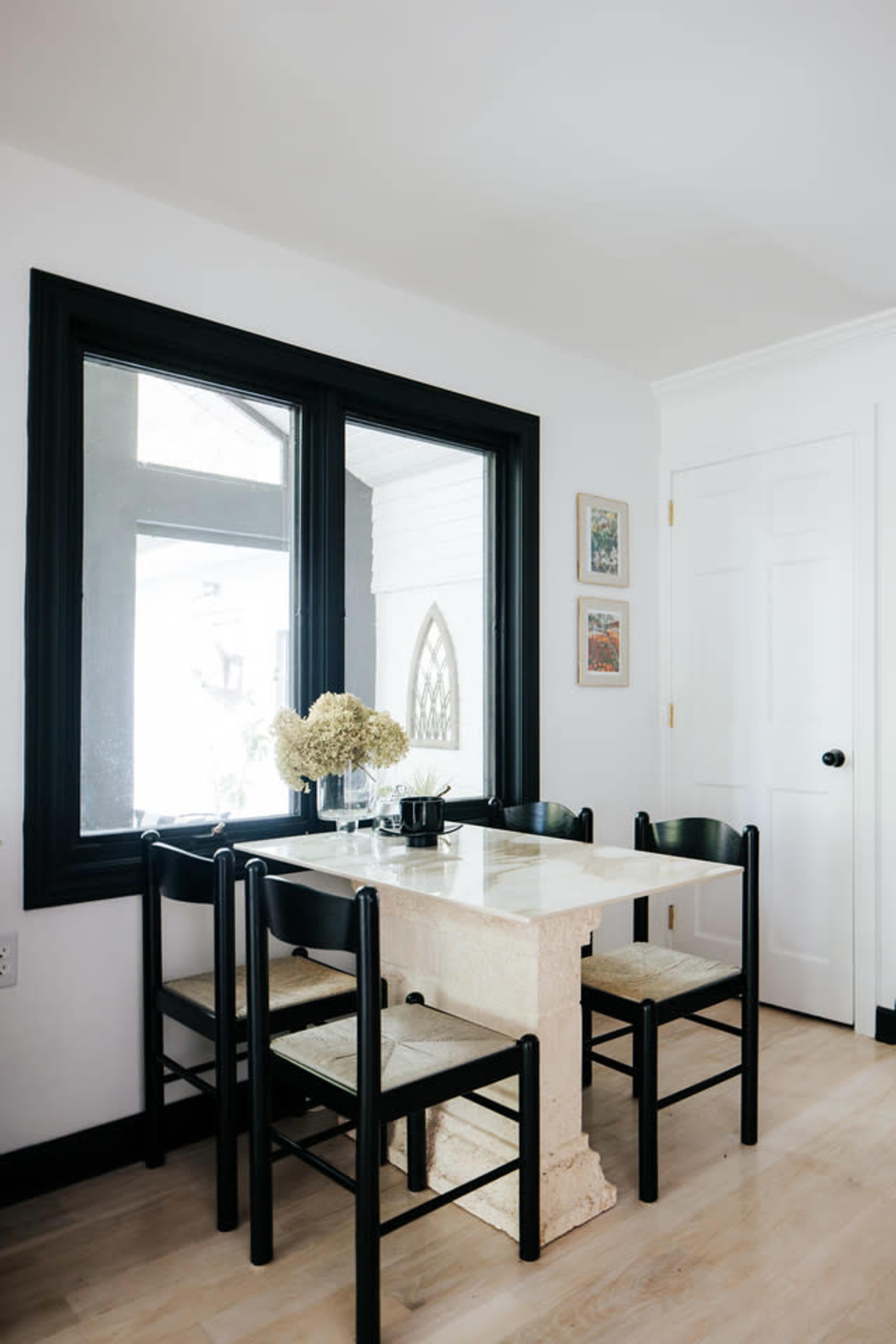 Michigan Wine Country Estate with Pond, Pole Barn & 10 Acres Image in Oronoko Charter Township, Buchanan, MI