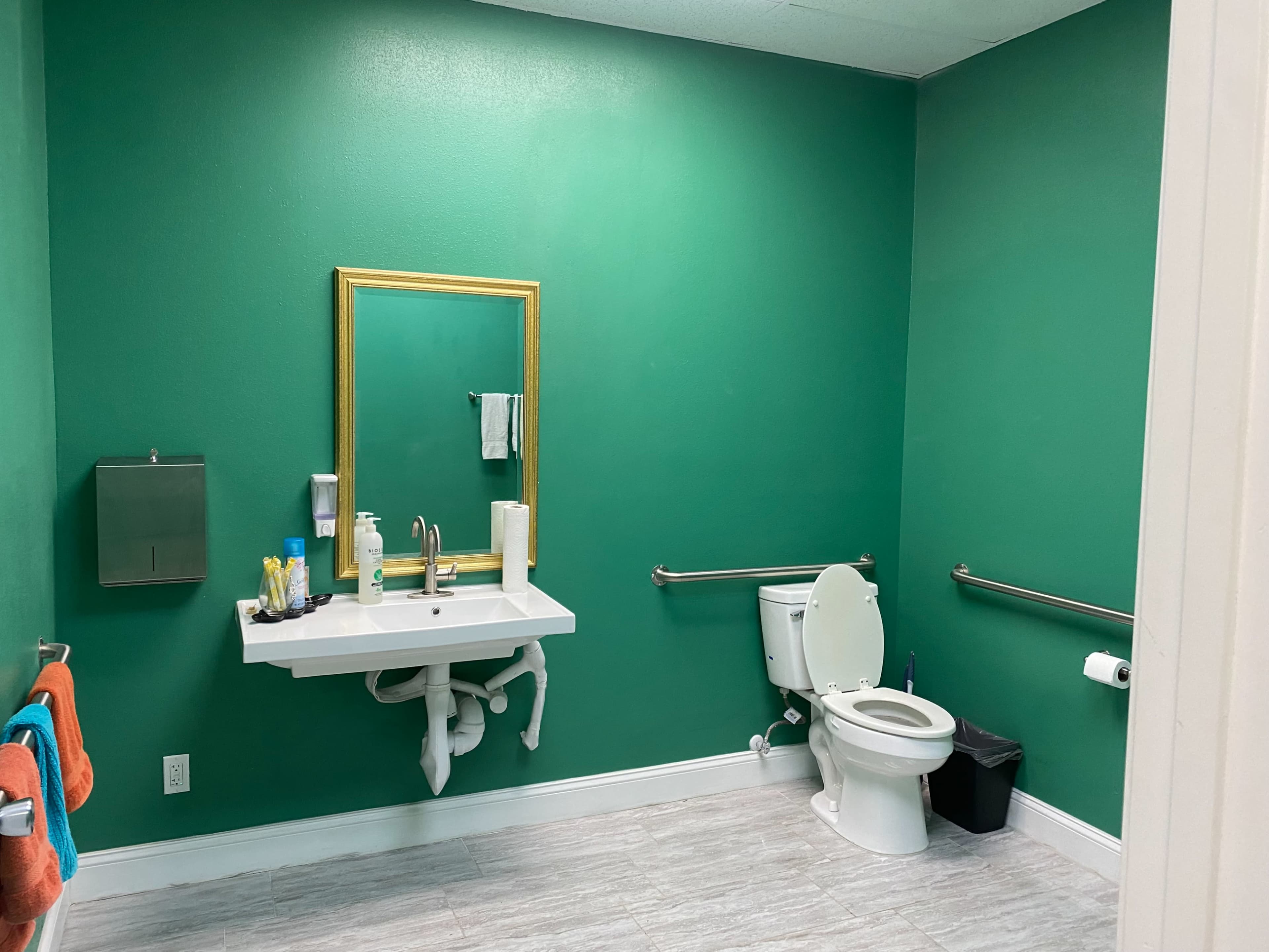 Large Studio Dance Space Image in The Towers, Ormond Beach, FL
