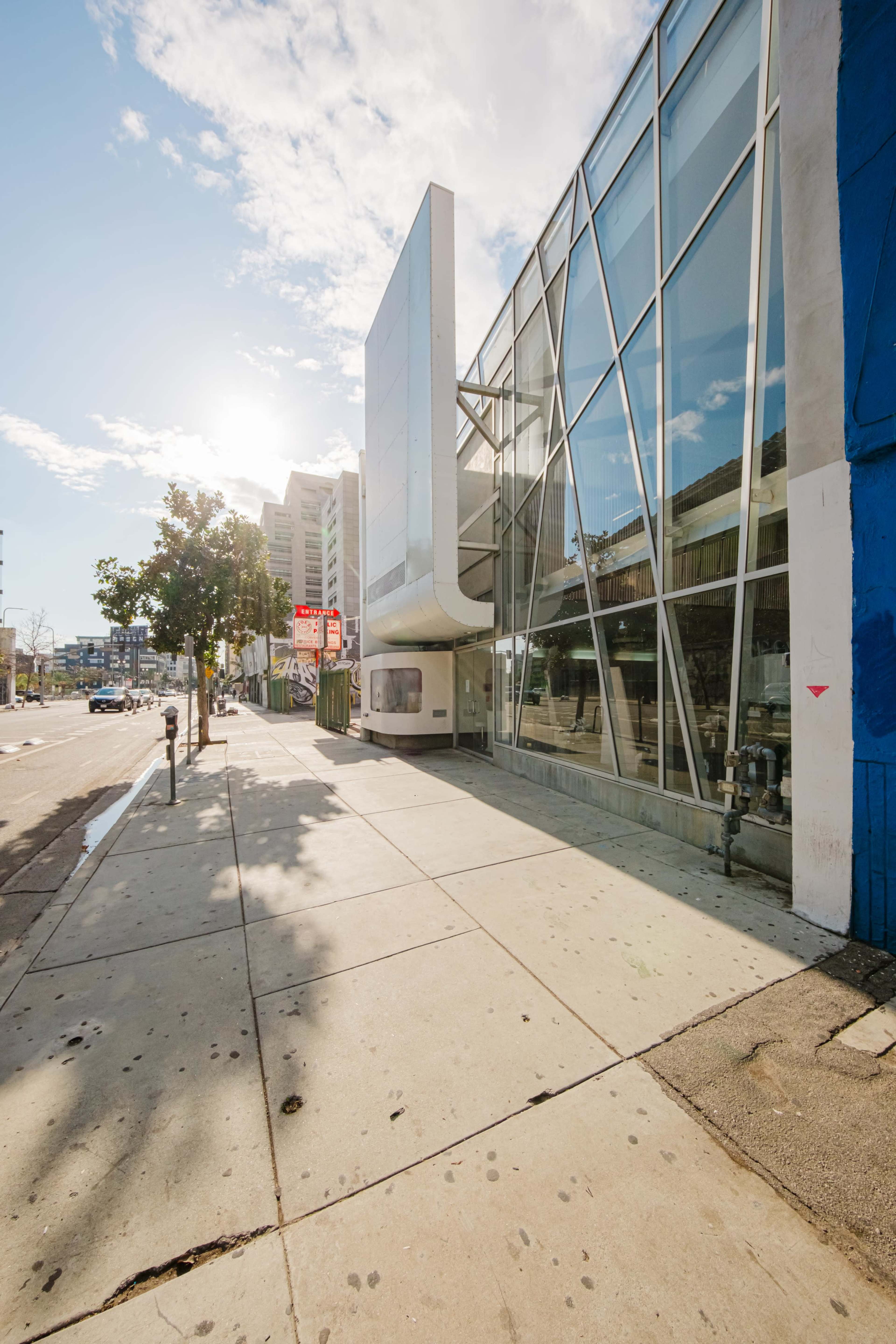 HISTORIC DOWNTOWN THEATER PREMIER EVENT VENUE Image in Central LA, Los Angeles, CA