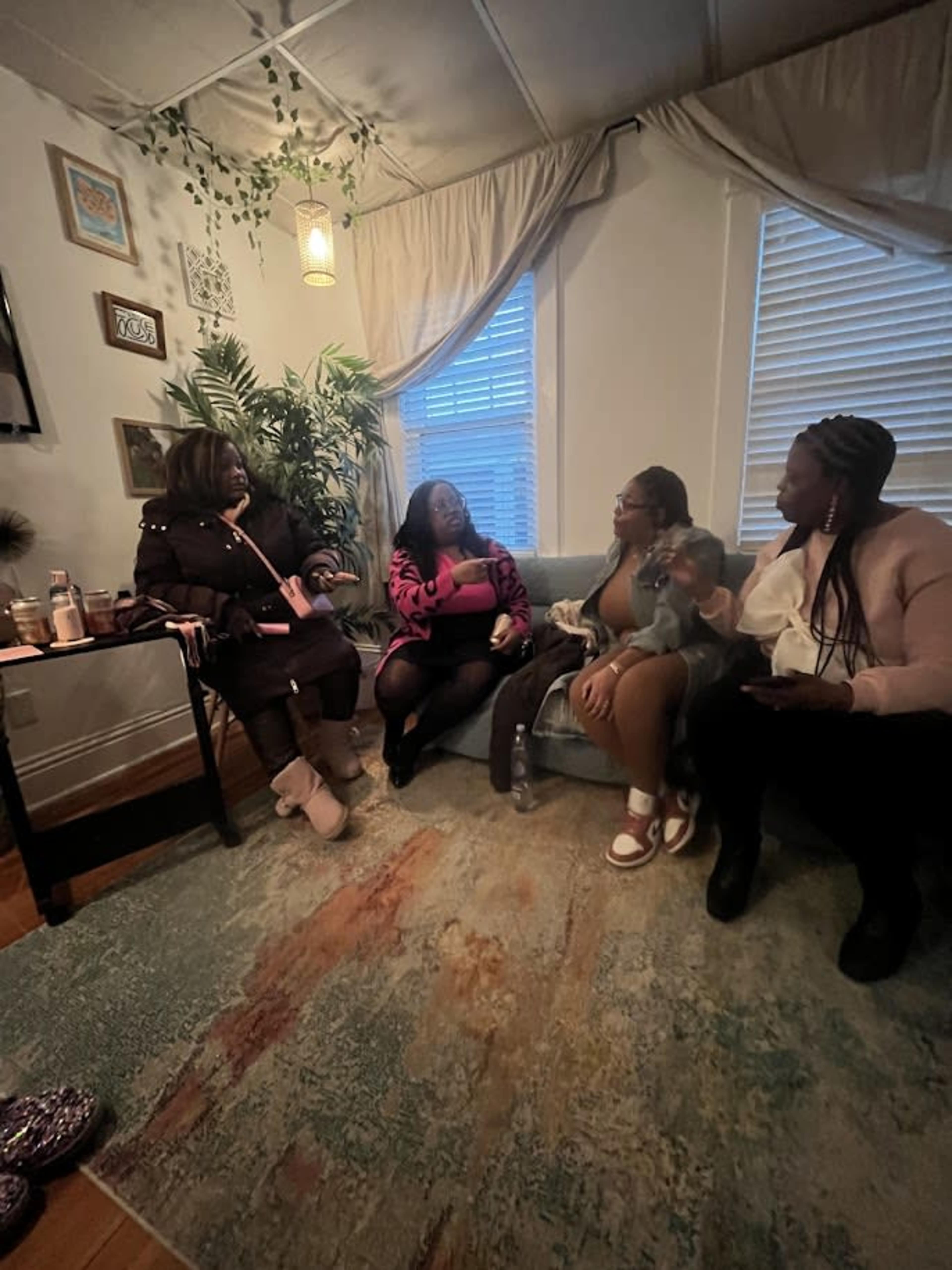 The Urban Cabin Loft for Meetings, Coworking & Creative Sessions Image in Thornton Township, Homewood, IL