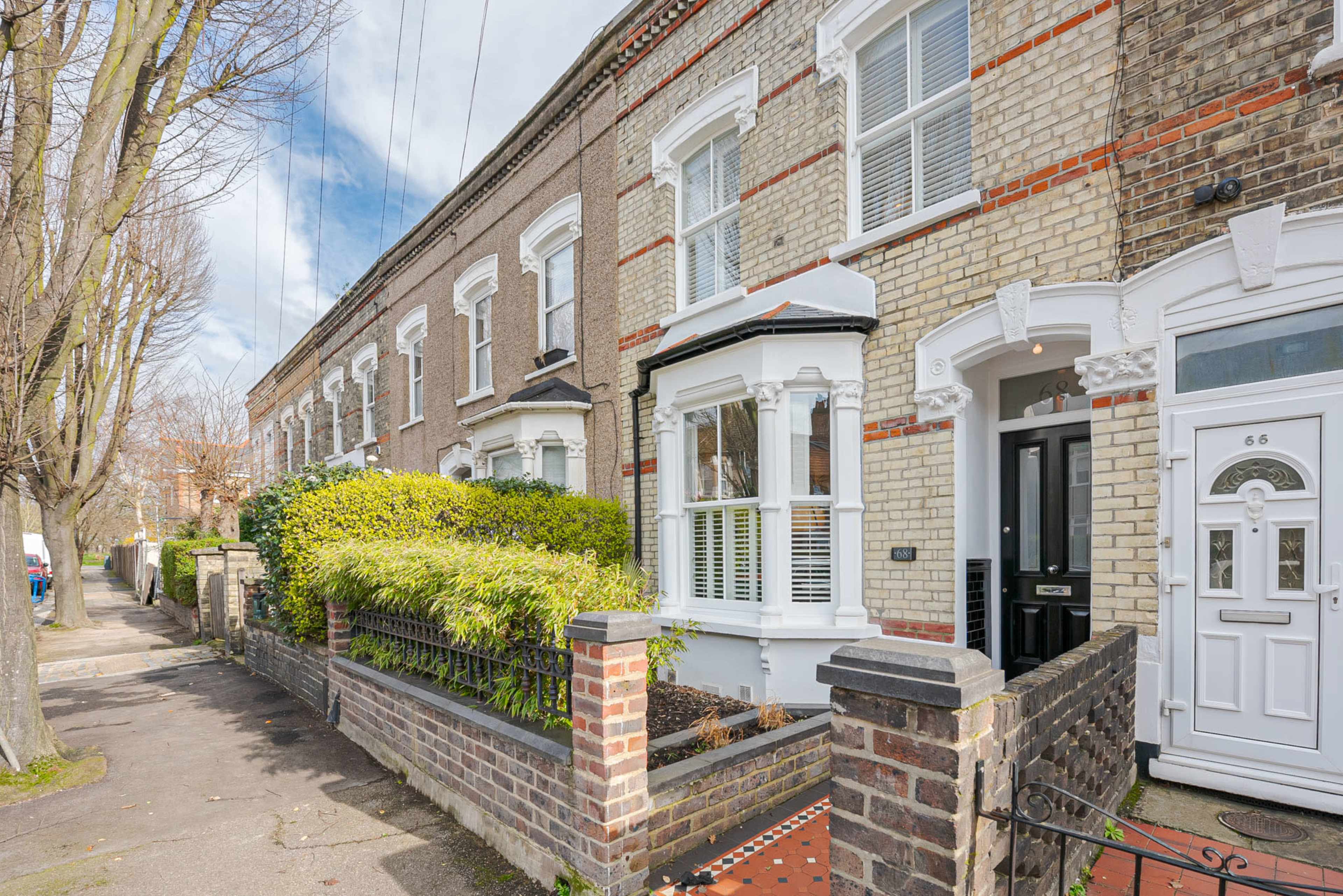A Mid Century Modern Home With Eclectic Interiors and Minimal Design Image in Forest Gate, East London, ENG