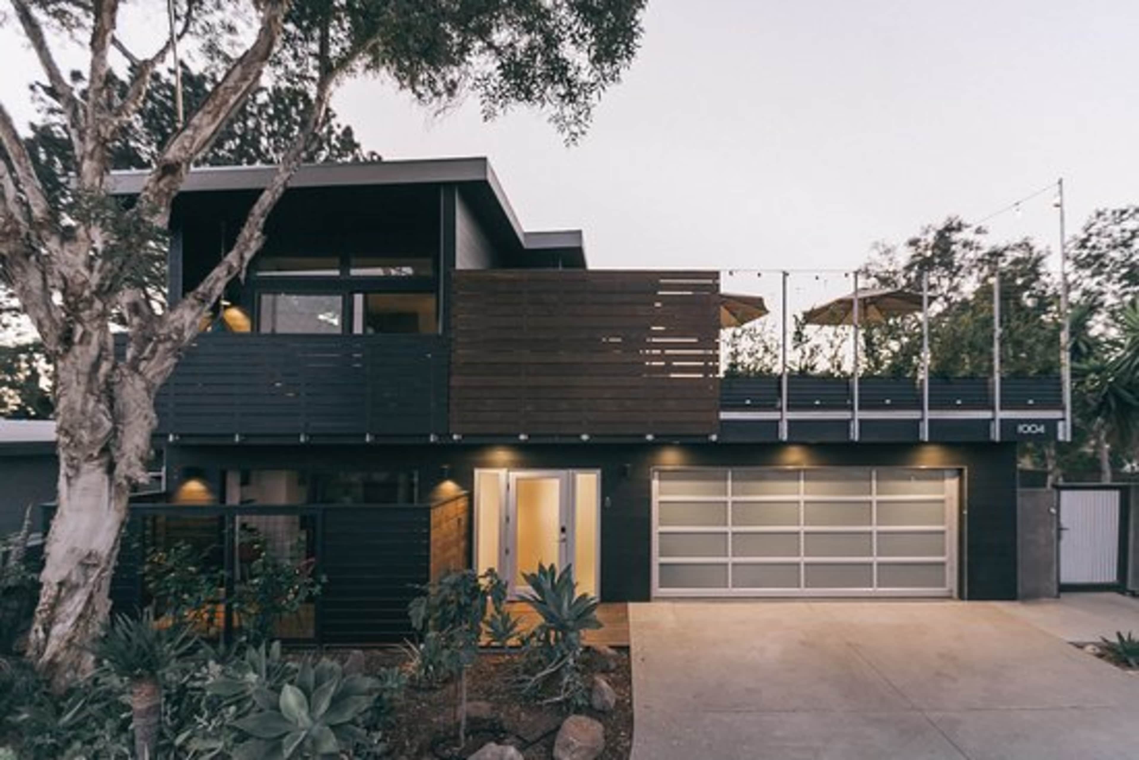 Sustainable Minimalist Designer Encinitas Home Image in , Encinitas, CA
