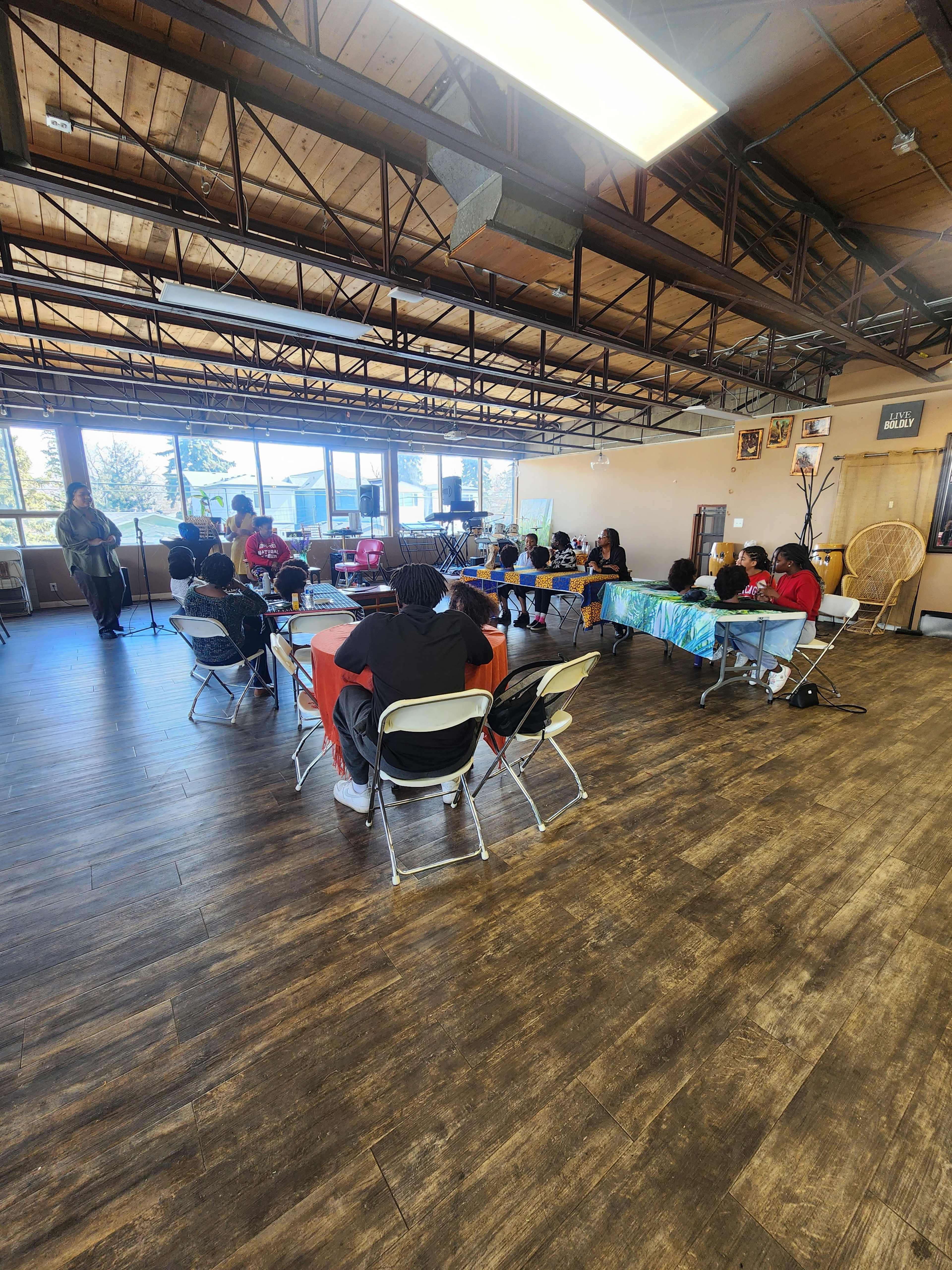 Vibey Urban Loft with Gear, Huge Windows & Room to Create Image in Northwest Edmonton, Edmonton, AB