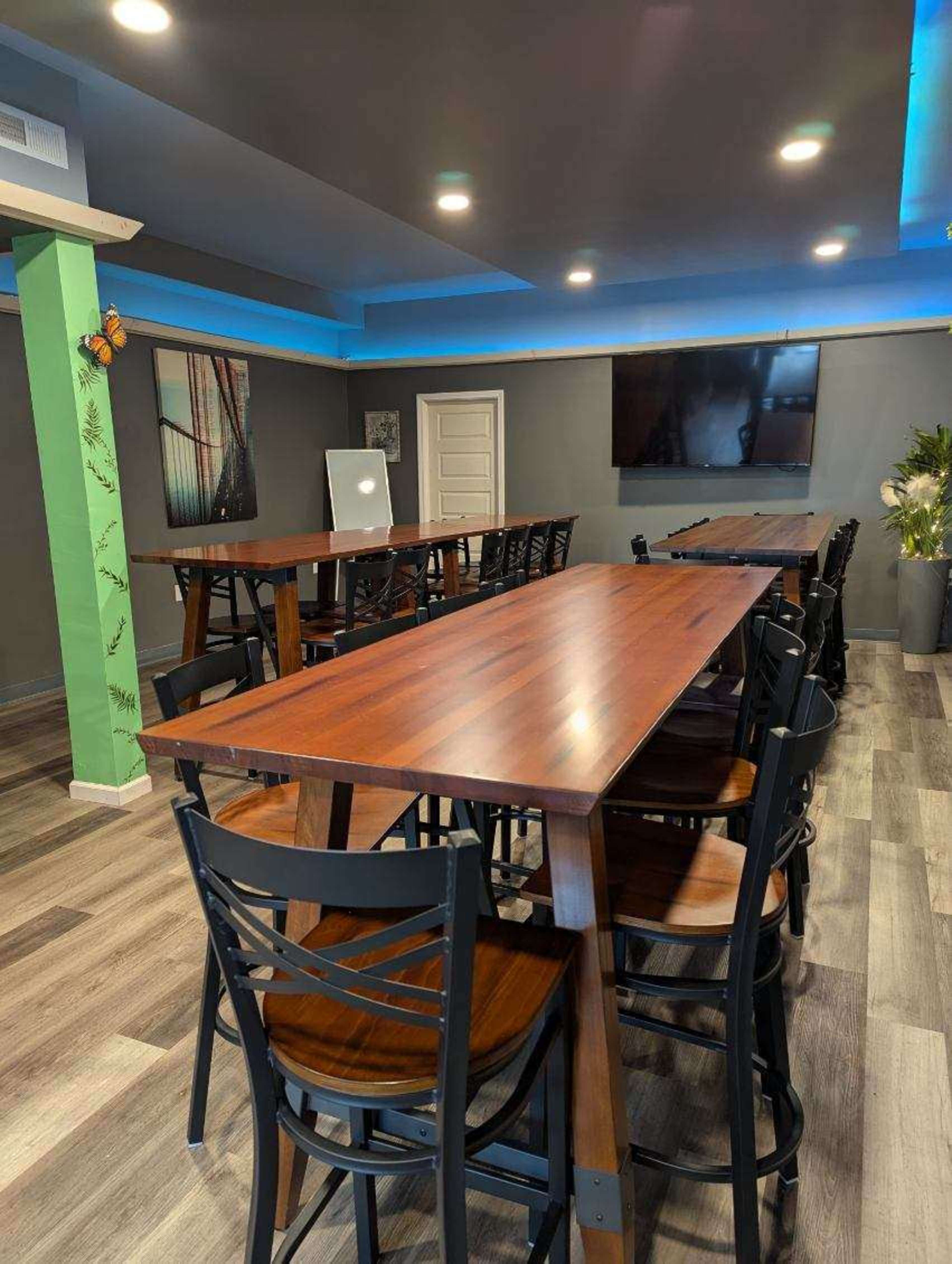Versatile Upstairs Space for Intimate Gatherings and Events Image in Downtown, Richmond, VA