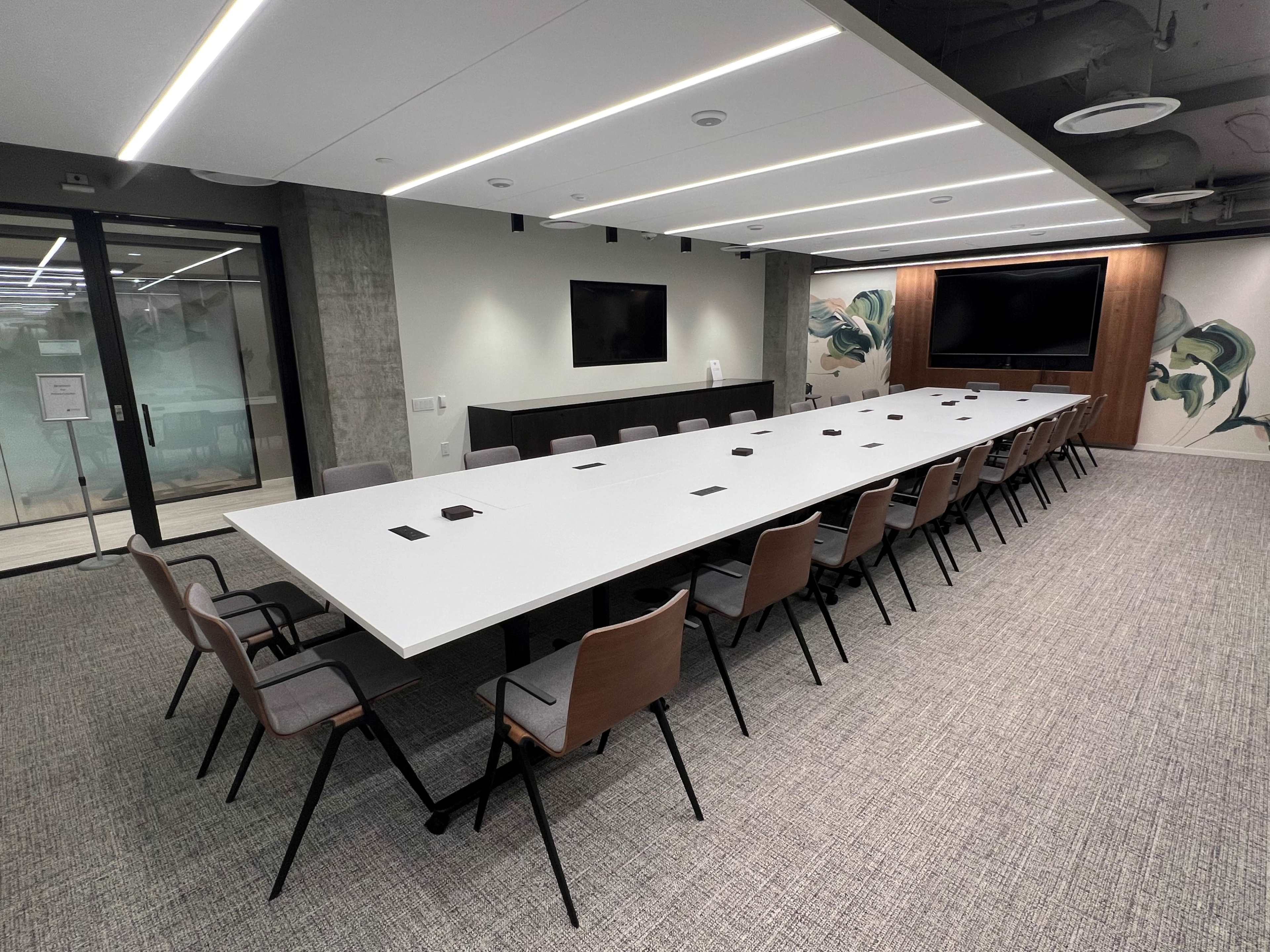 Versatile Conference Room in Prime Downtown DC Location Image in Northwest Washington, Washington DC, DC