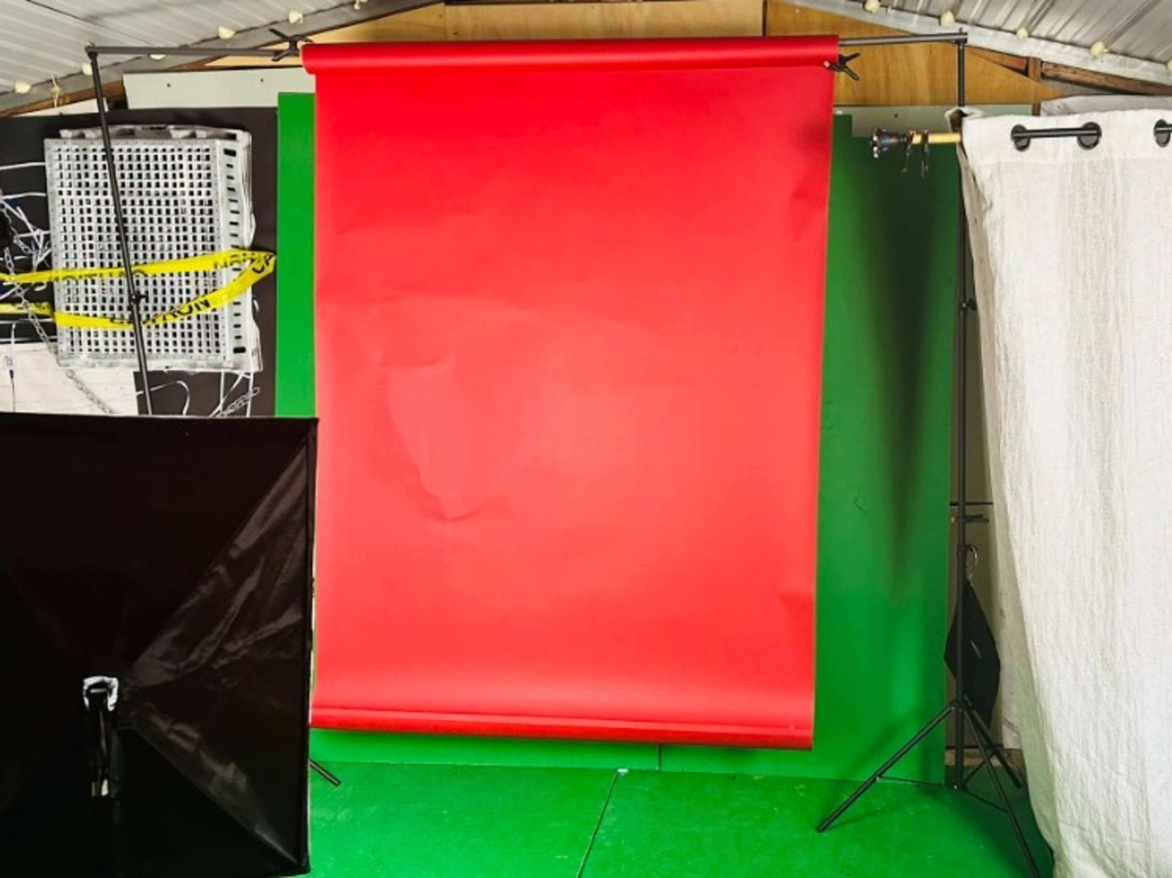 Red Photography back drop