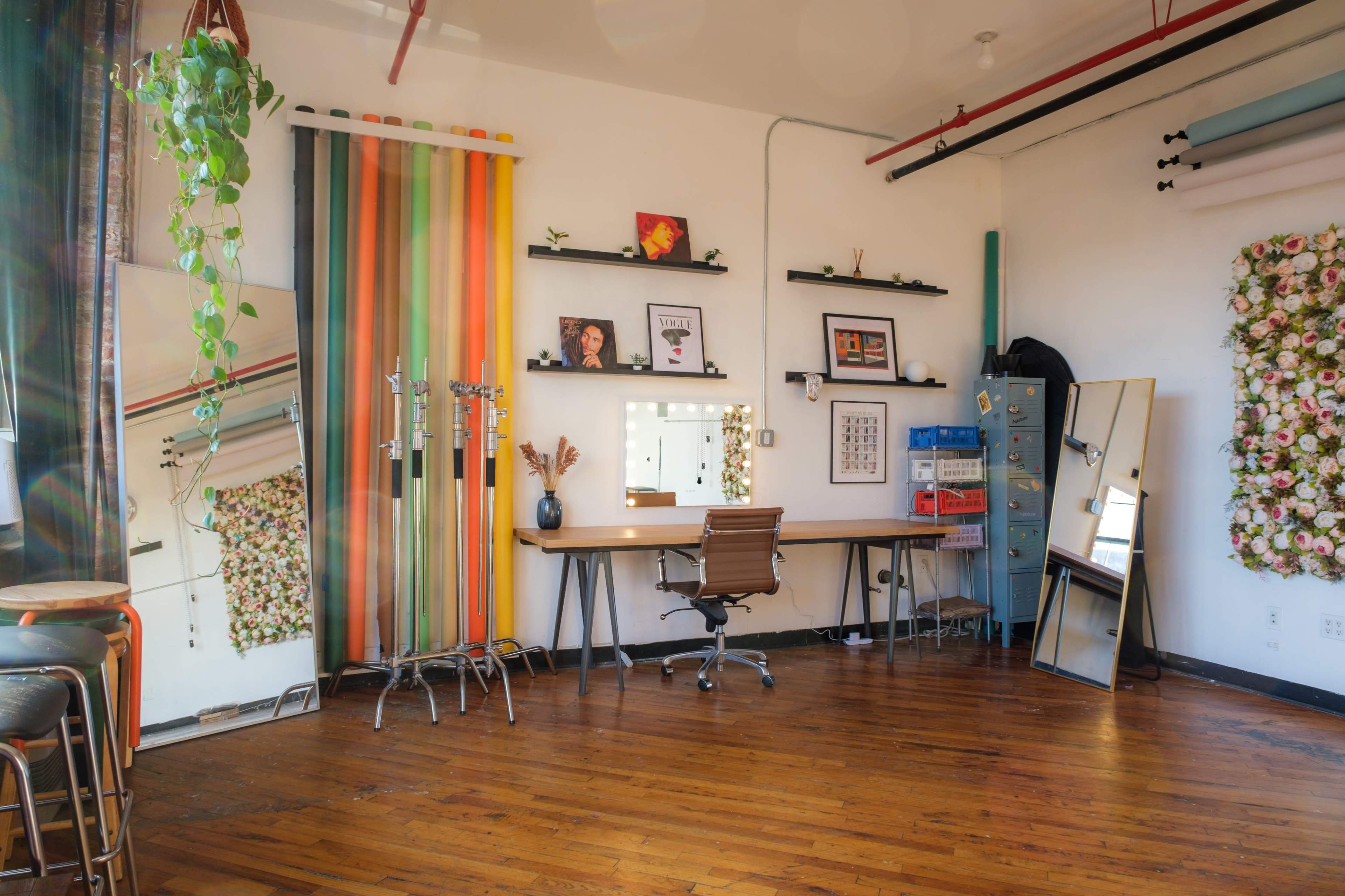 Brooklyn Mid-Century Modern Daylight Photography Studio Image in East Williamsburg, Brooklyn, NY