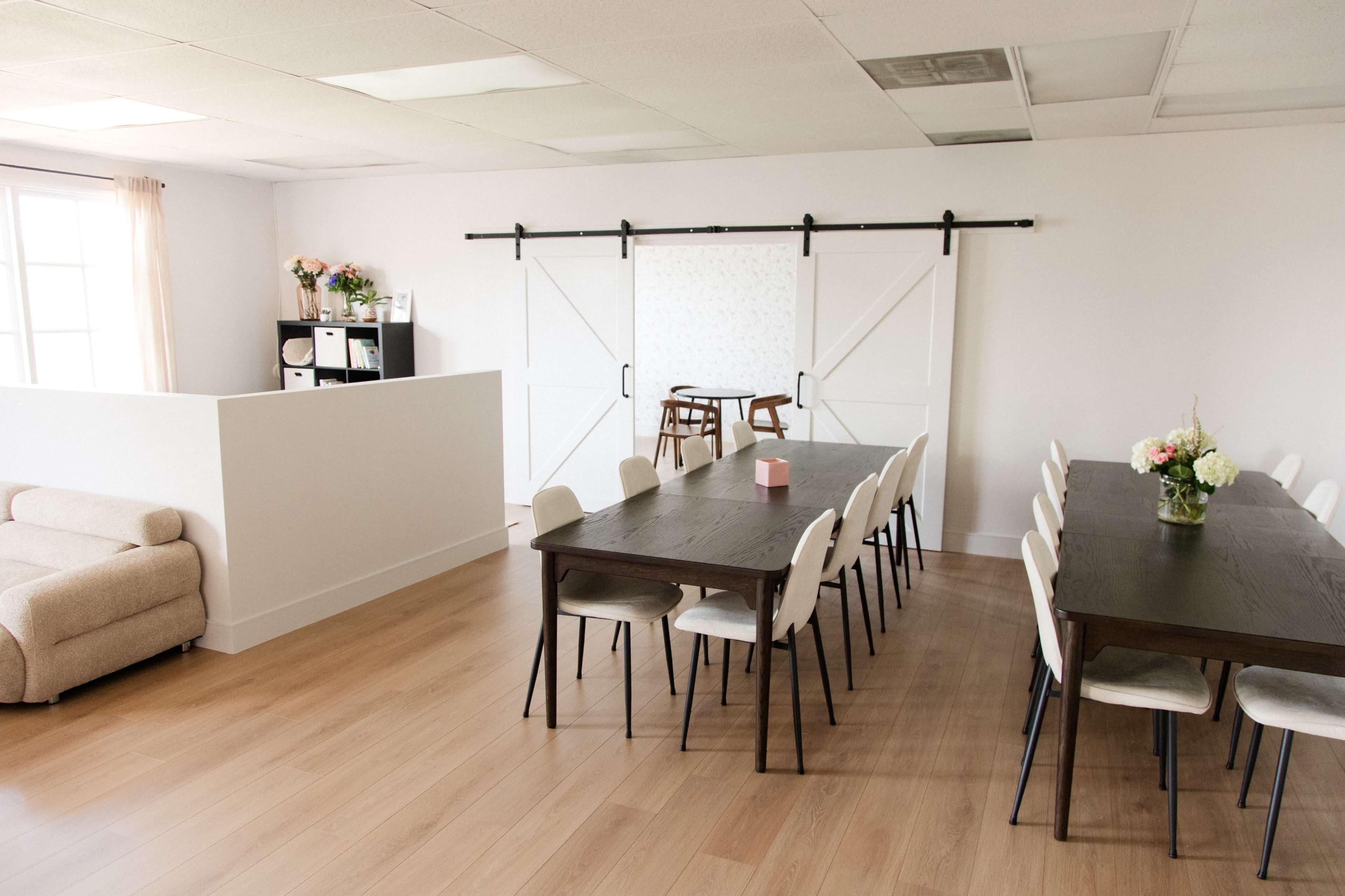 Warm, Open-Concept Space with a Homey Feel Image in Newport Beach, Newport Beach, CA