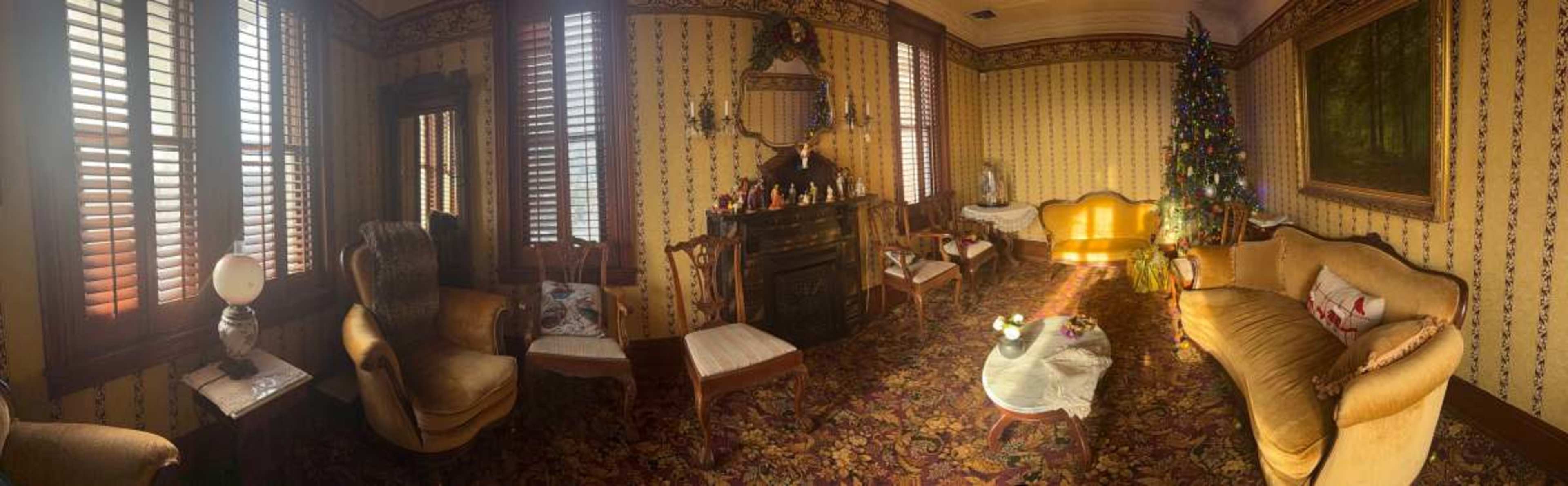 The Victorian View– Relax, watch the horses & Enjoy the Countryside with pool! Image in Oley Township, Oley, PA