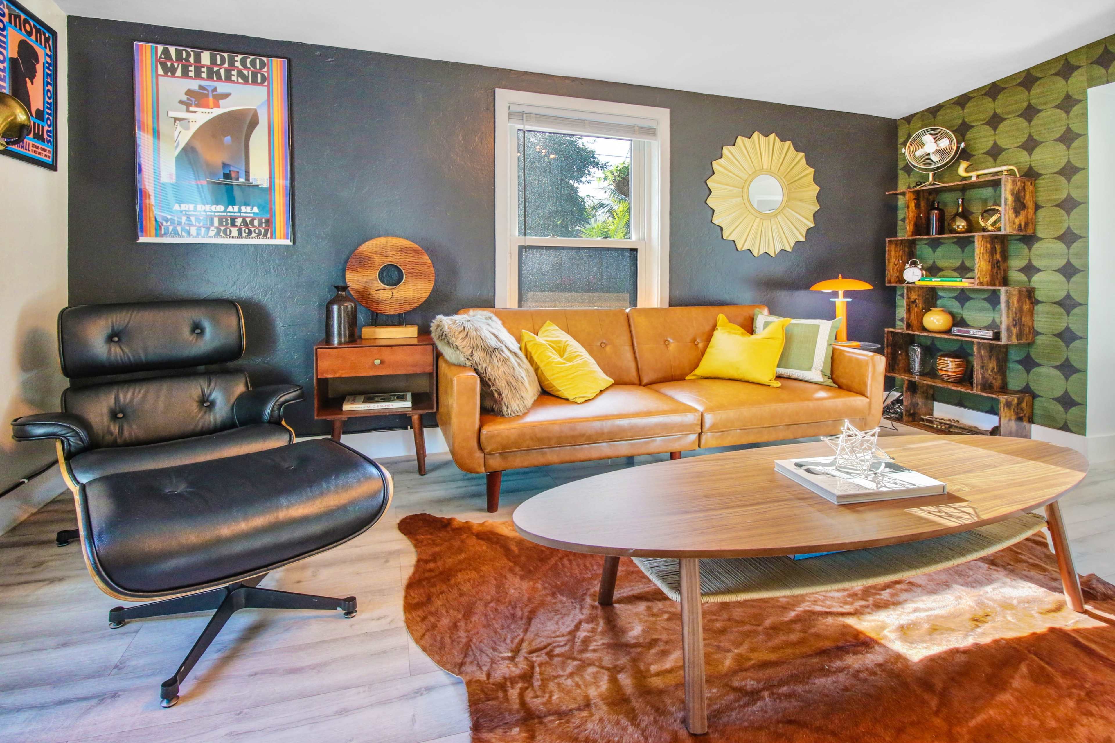 Tropical Retreat with Heated Pool – Family, Pet & Event Friendly Image in Pompano Beach, Pompano Beach, FL