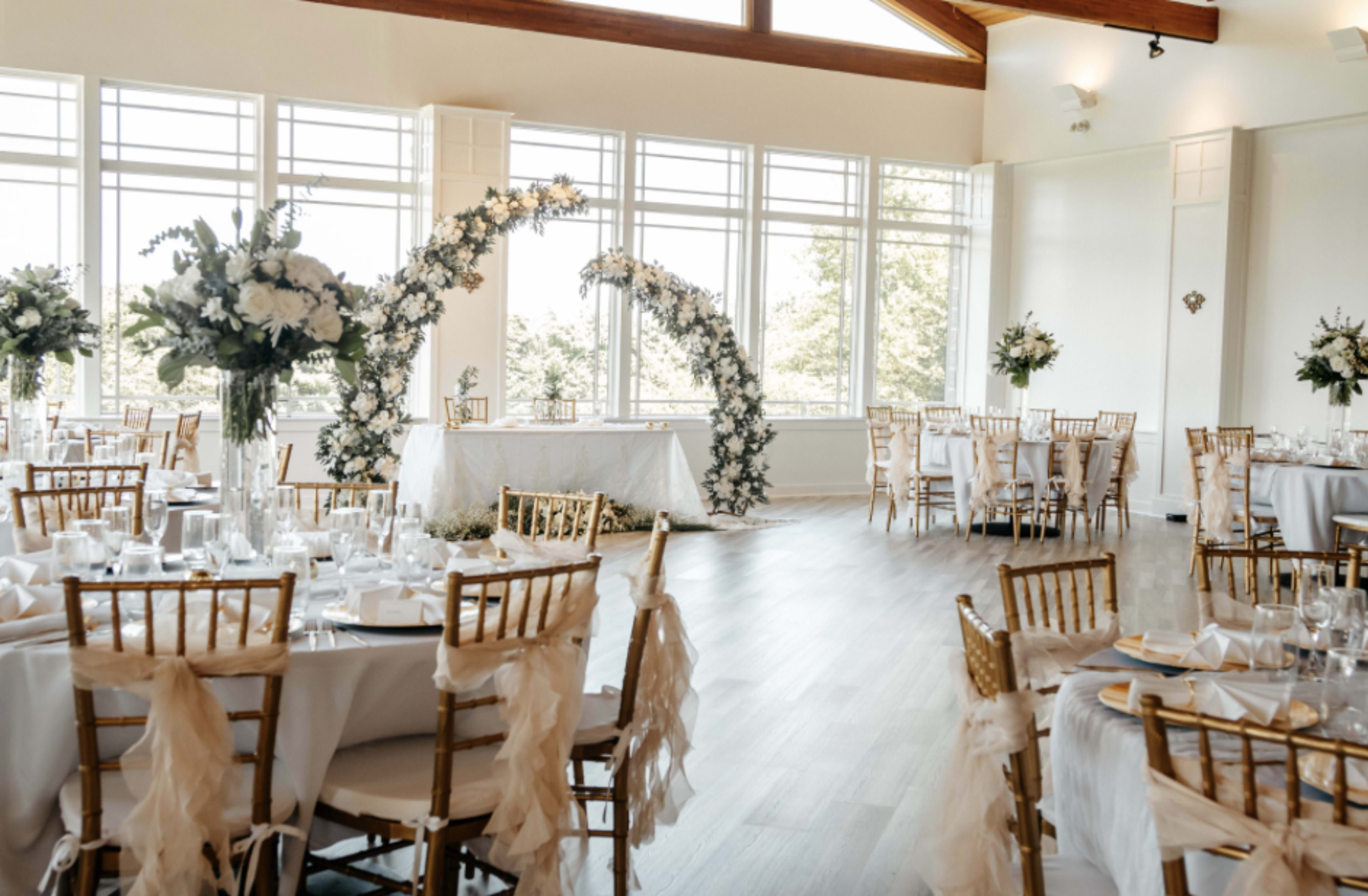 Mountain Side Stunning Venue Image in Lower Towamensing Township, Palmerton, PA
