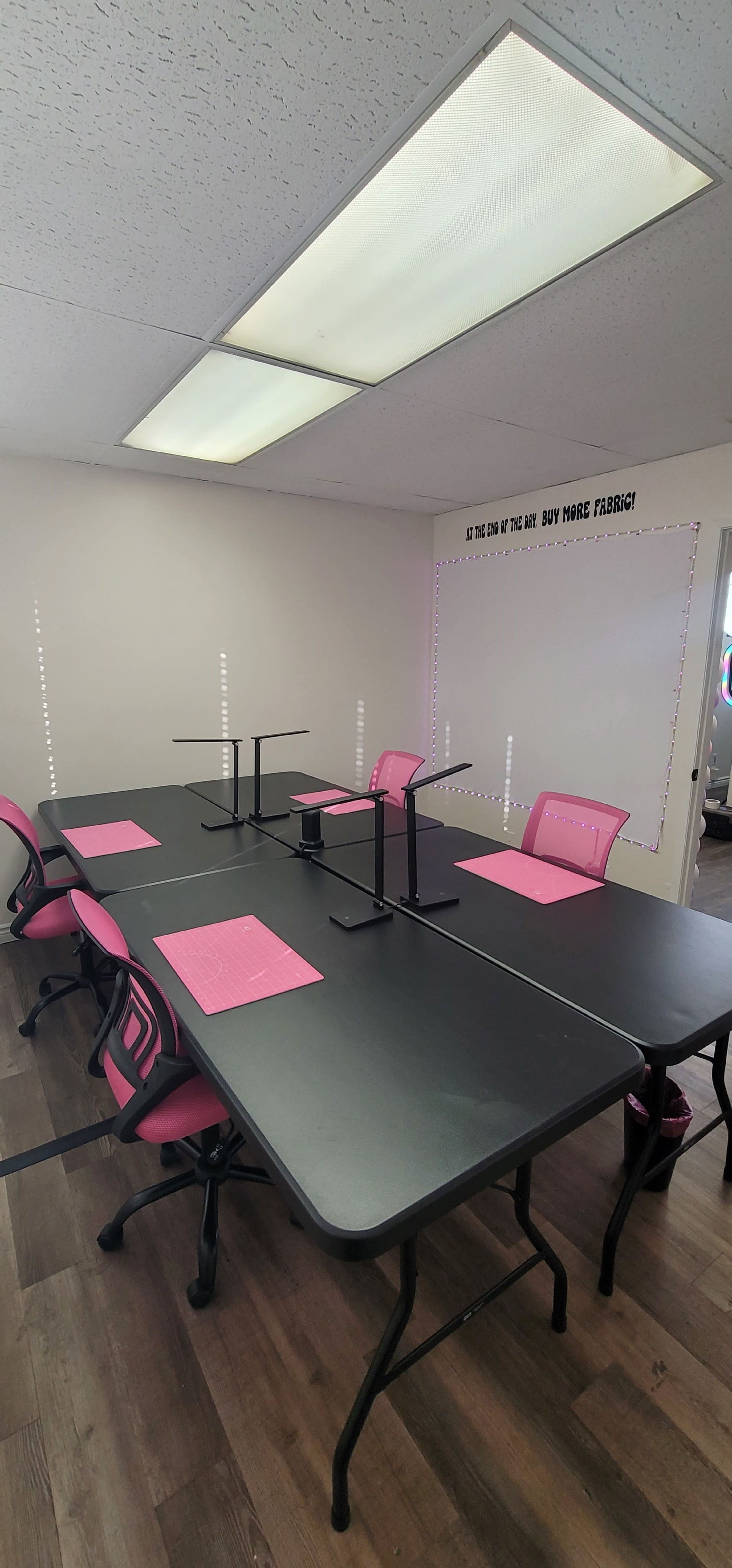 Creative Studio, Workshop, Classroom & Meeting Space Image in Lake Elsinore, Lake Elsinore, CA