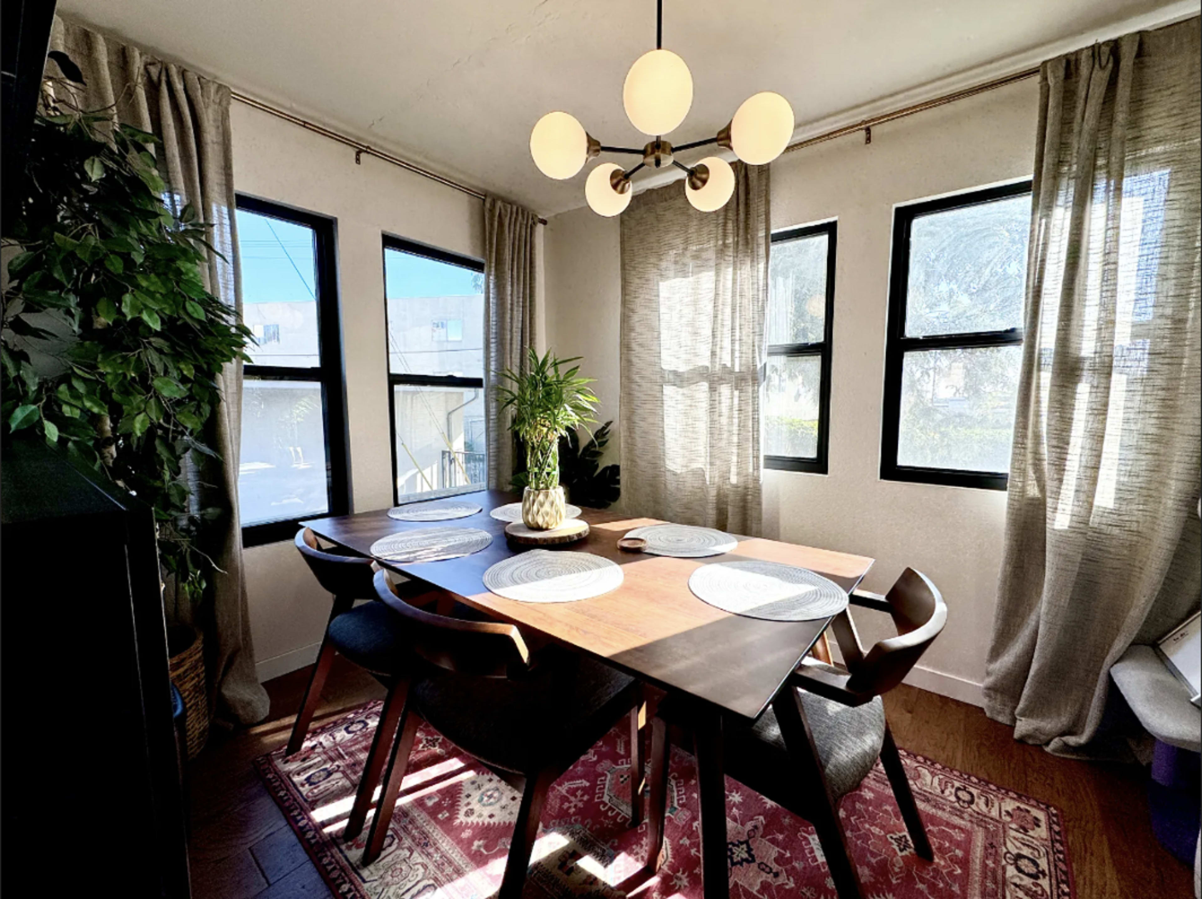Charming Stylish Family Townhome Image in Alhambra, Alhambra, CA