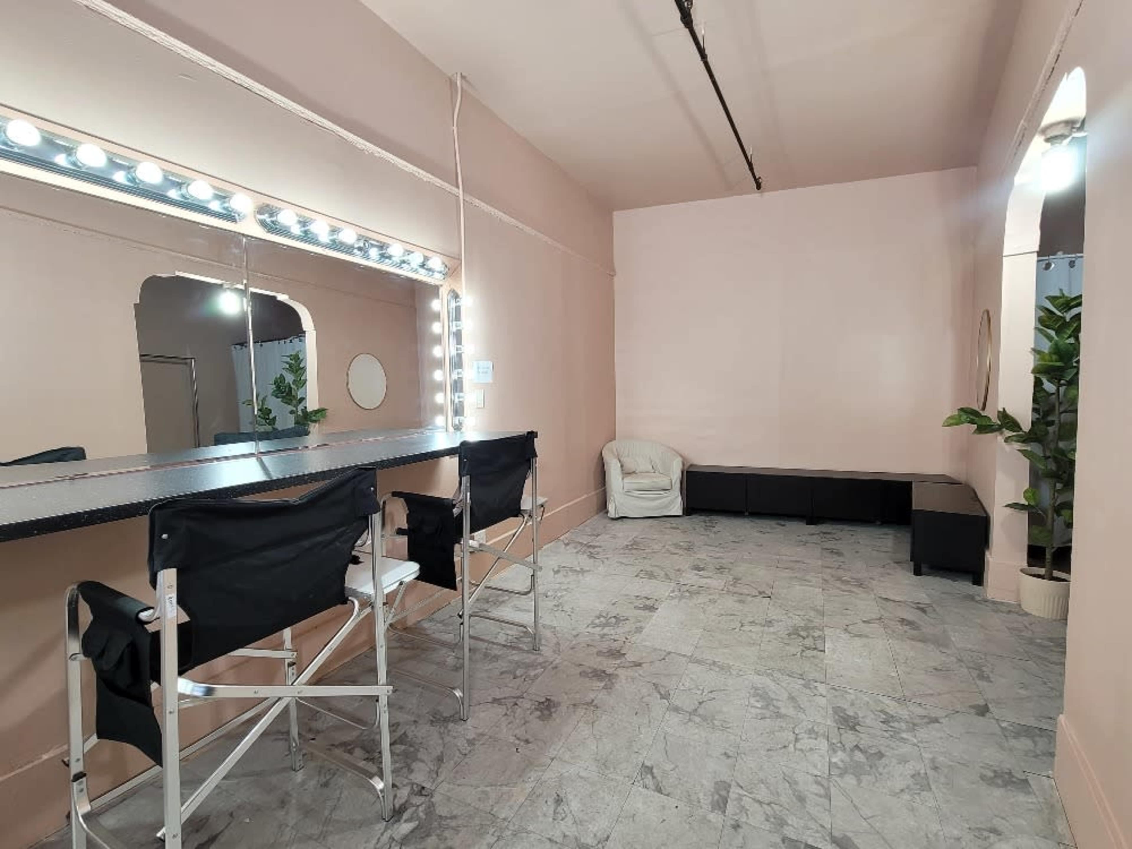 Use of Glam and Dressing Room