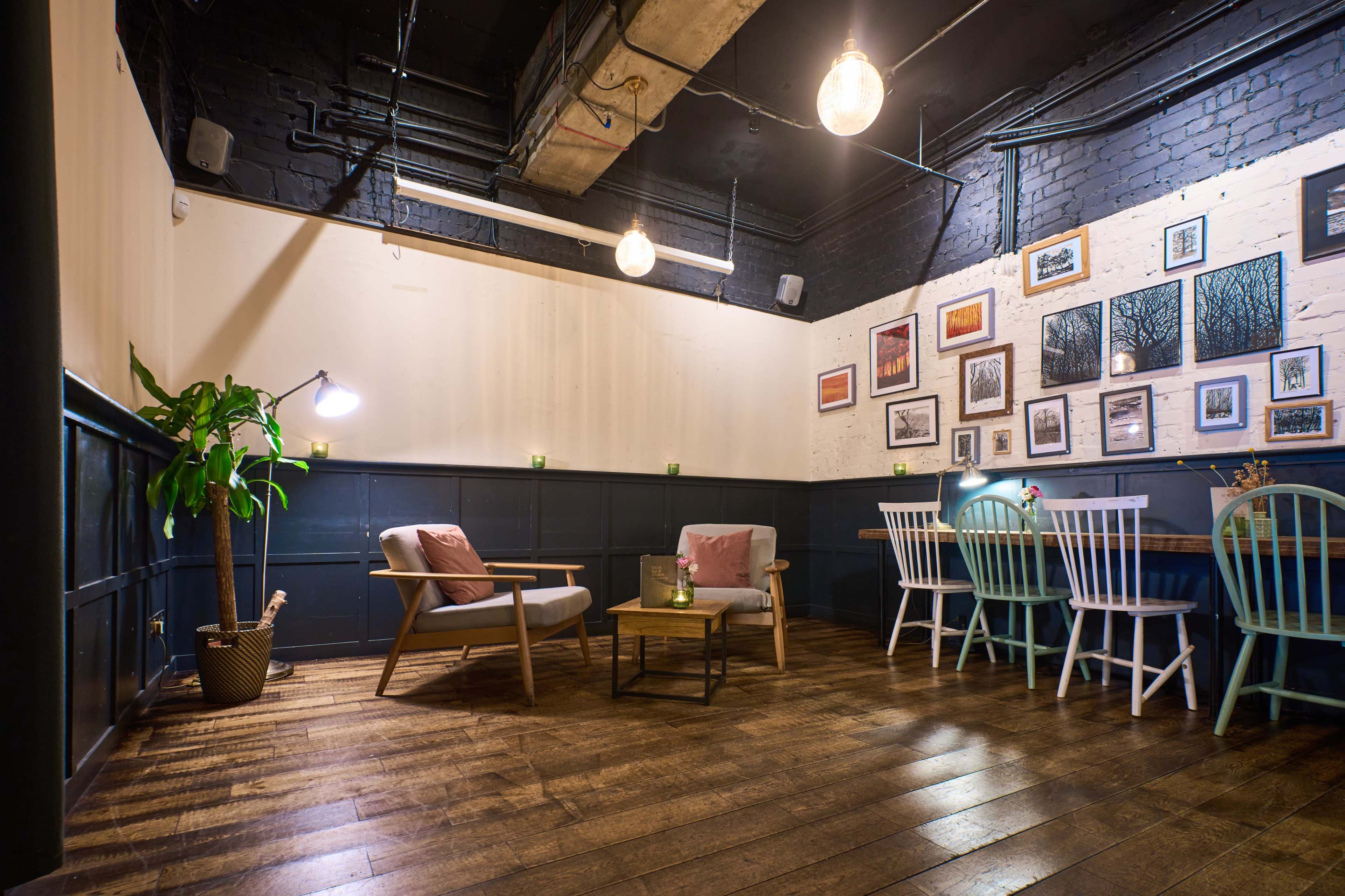 Groundfloor, Naturally light, rustic restaurant Image in Lambeth, London, ENG
