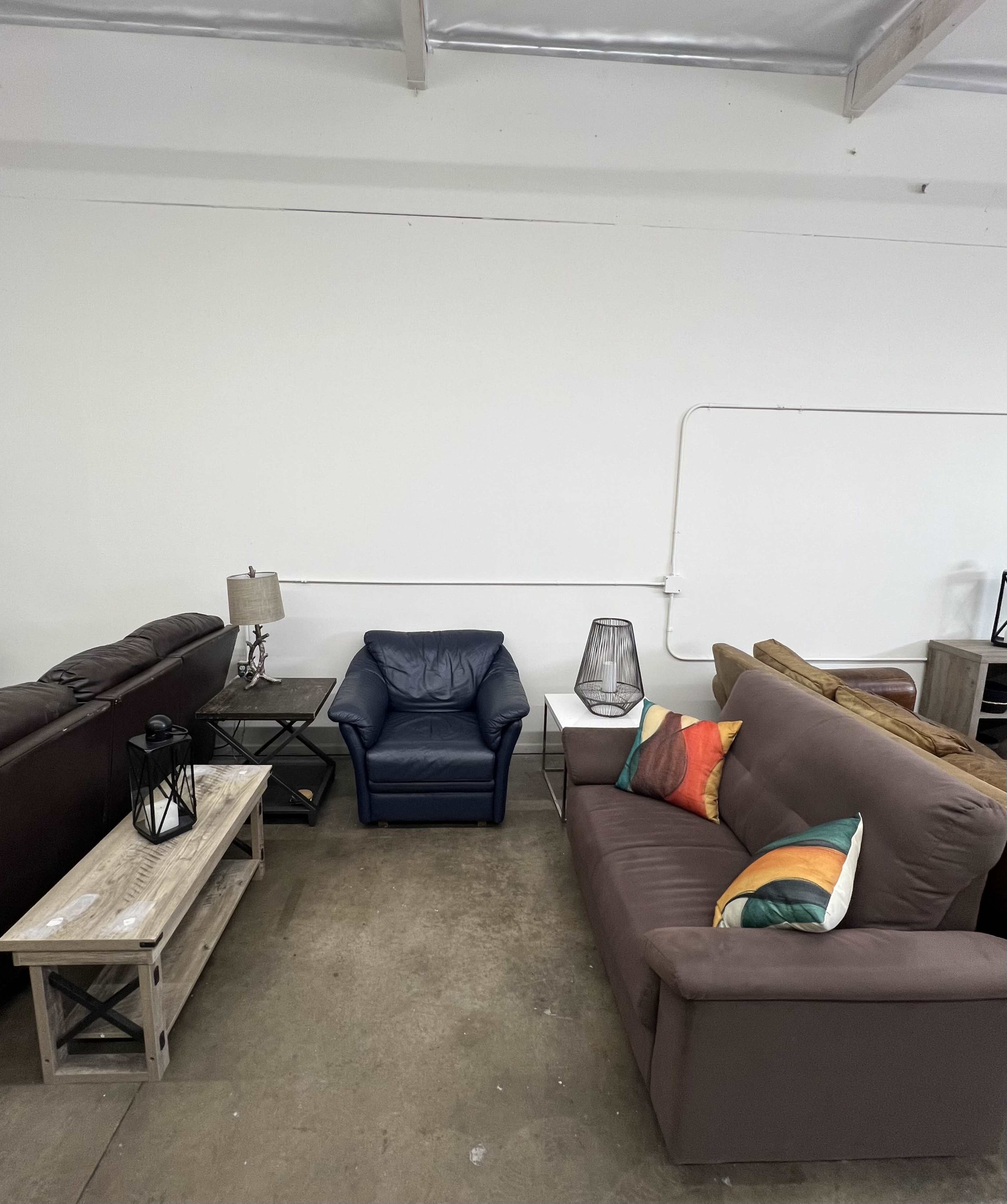 Modern Lounge / Nightclub / Sports Bar – Film & TV Friendly | Costa Mesa Image in Westside Costa Mesa, Costa Mesa, CA