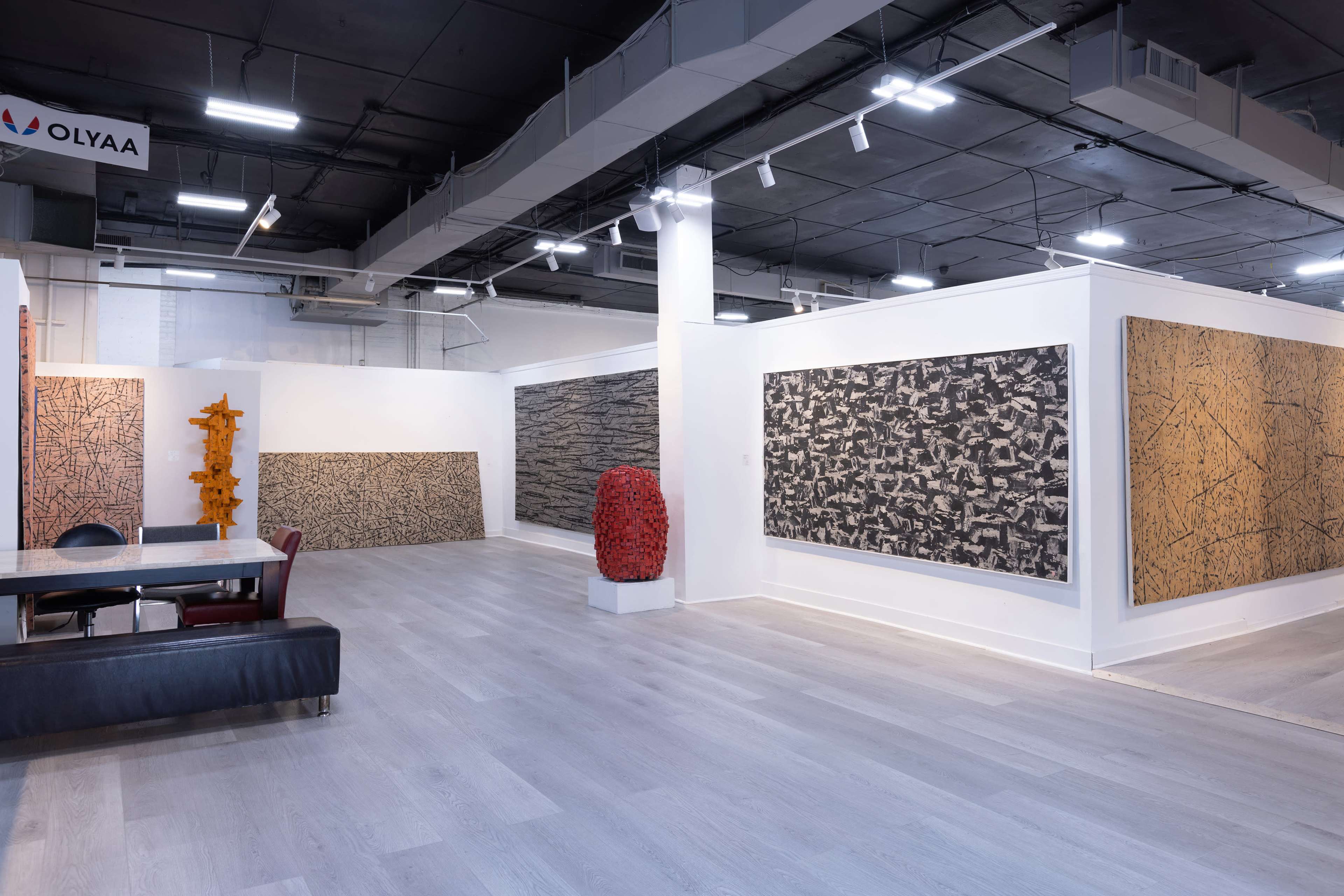 Modern Art Gallery In Urban Neighborhood With Workspaces And Photograph Areas. Image in North Bergen, North Bergen, NJ