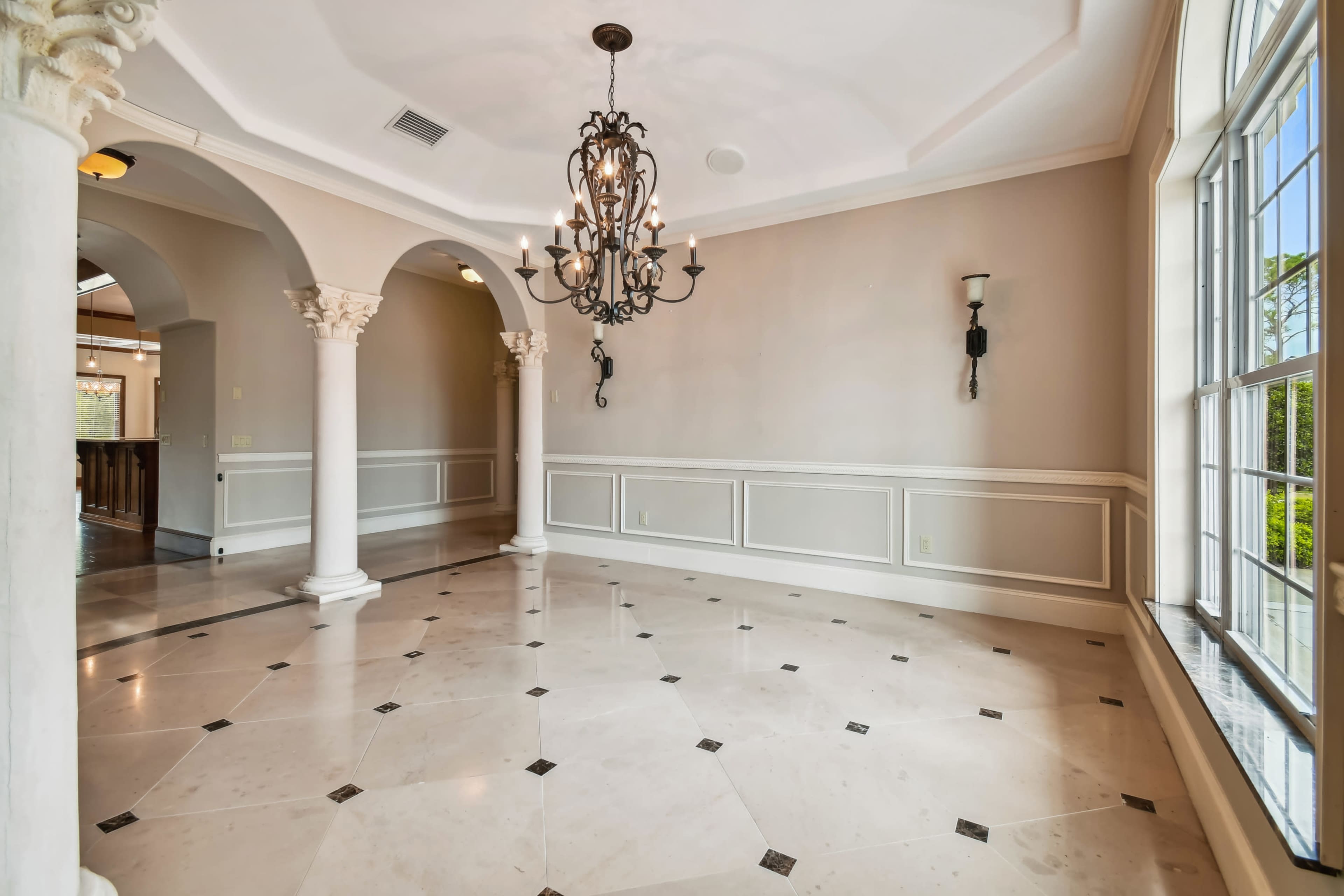 Scenic 8-Acre Luxury Estate with Indoor Theater, Outdoor Spa & Event-Ready Lawn Image in Williamsburg Estates, New Port Richey, FL