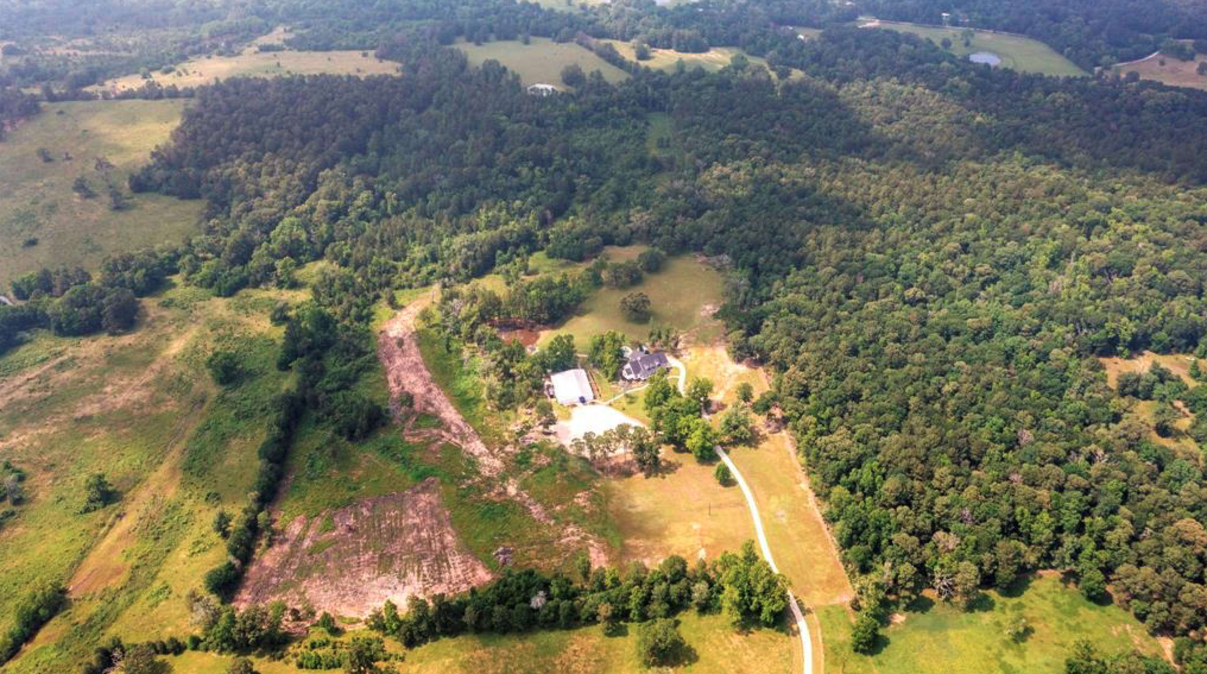 Beautiful 53 acre Event Venue with Manor Home Image in , Huntsville, TX