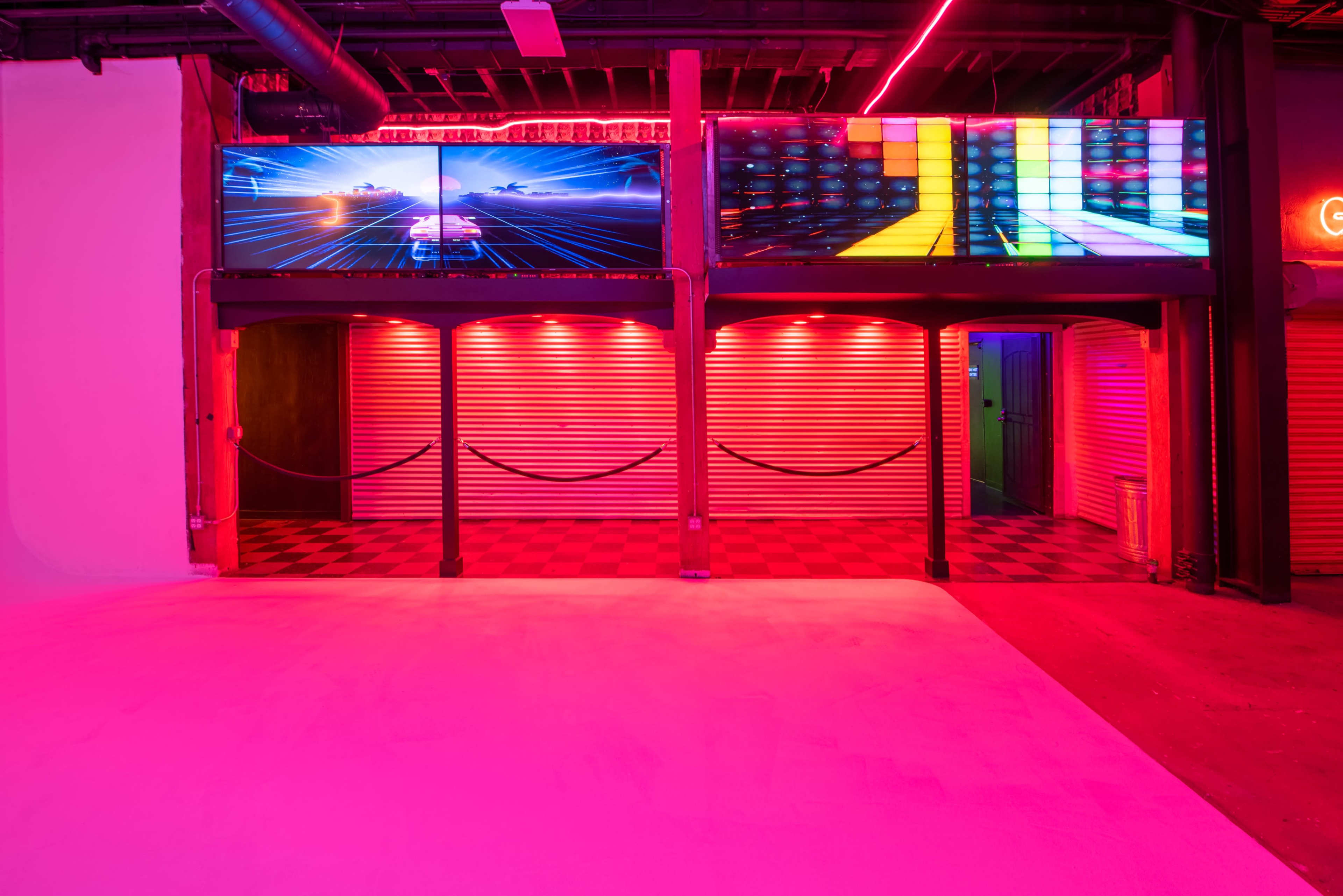 GROUND LEVEL STUDIOS/ 4500 SQFT / PRIVATE ALLEY Image in Central LA, Los Angeles, CA