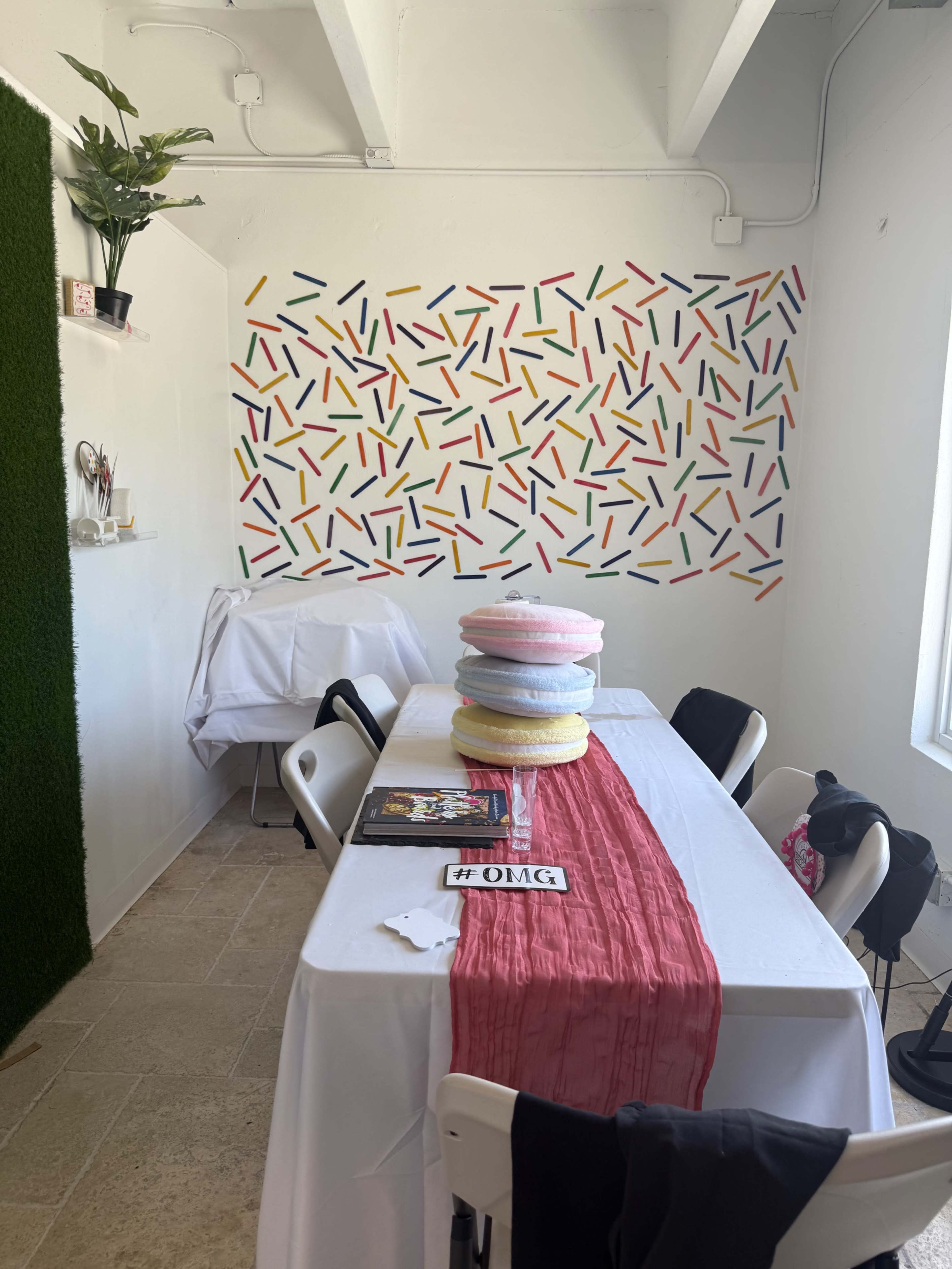 Bright Sprinkle Studio for Classes, Meeting or Photography Image in Dania Beach, Dania Beach, FL