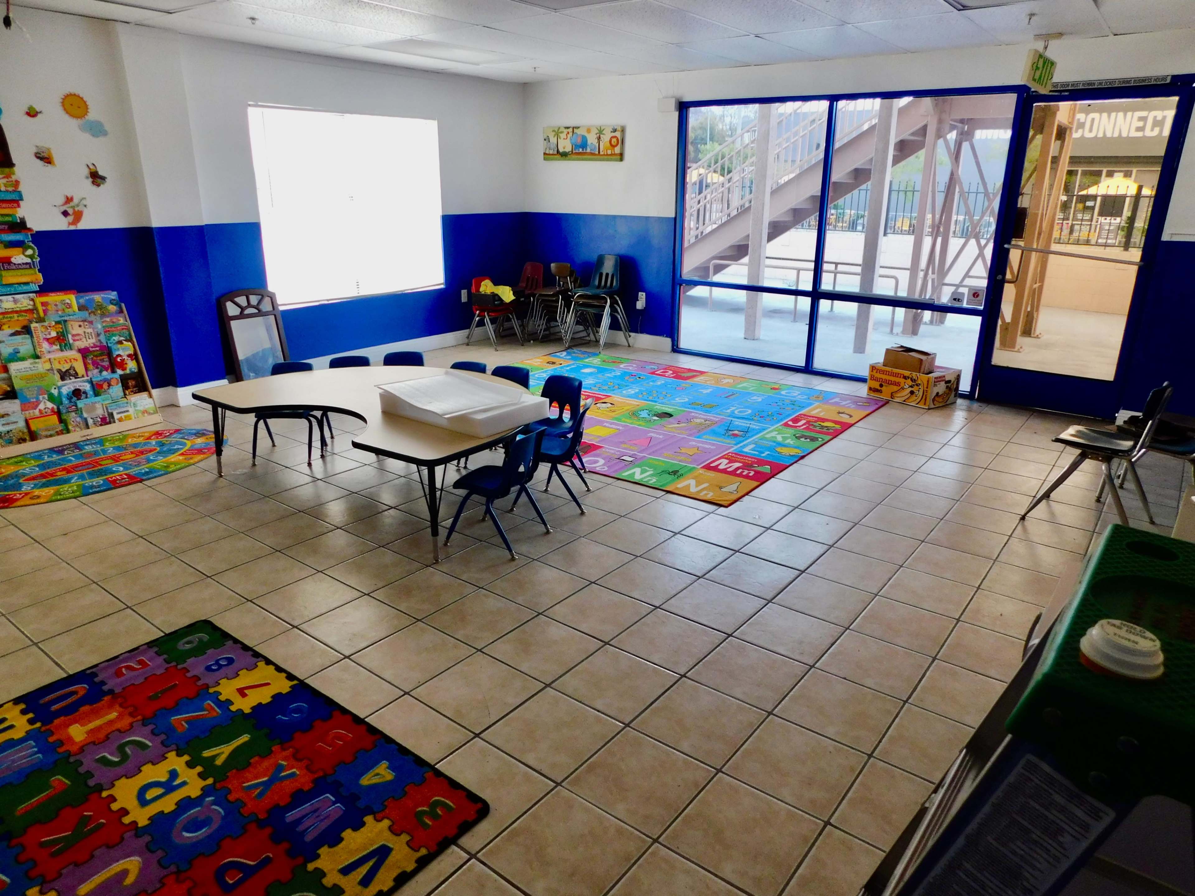 Sunshine Room for Putting Sunshine in Your Meeting, Birthday Party, or Tea Social Image in South Los Angeles, Los Angeles, CA