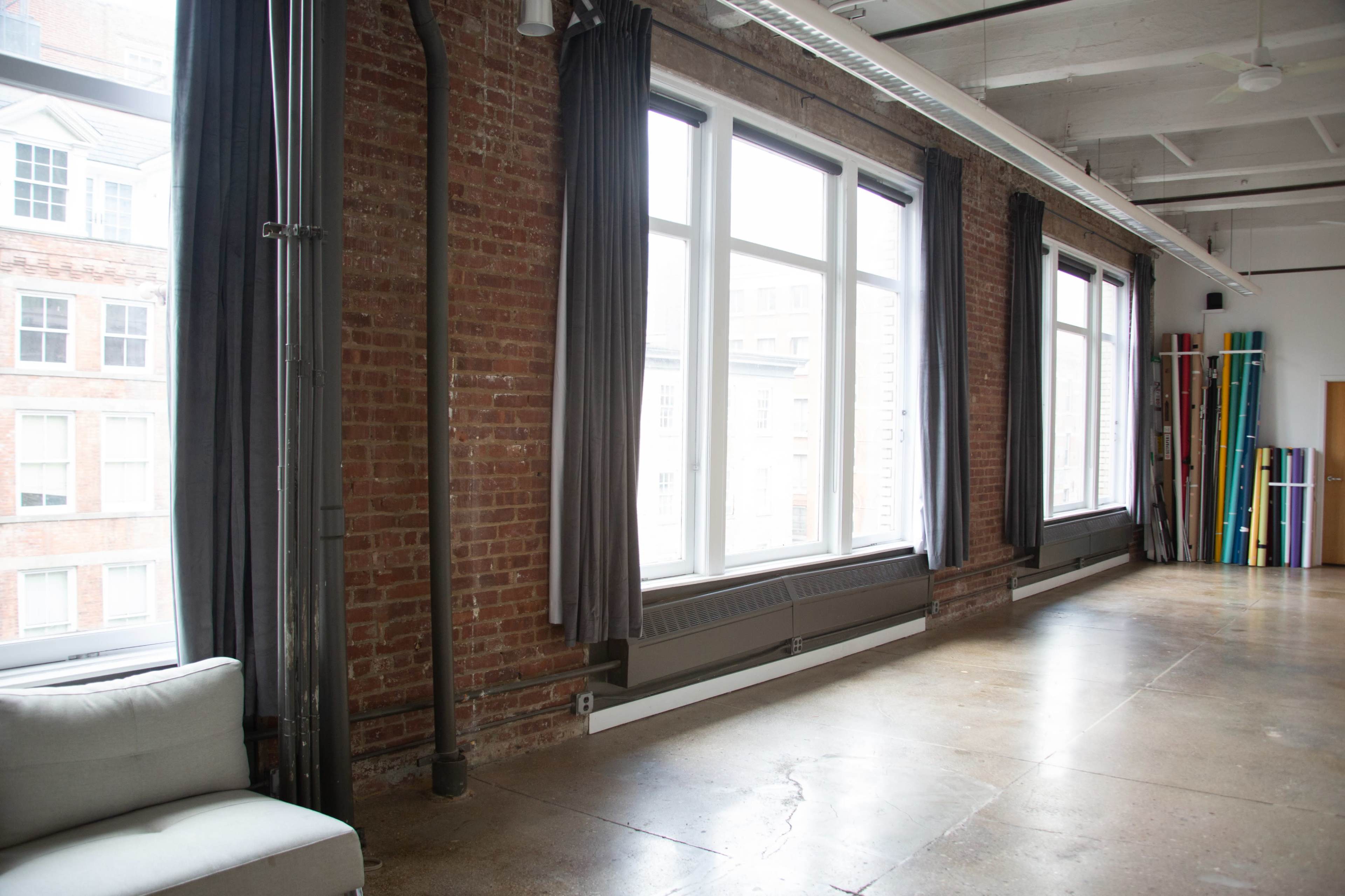 FULLY equipped photo studio in Manhattan.  All lighting and grip included. TONS of packs and lighting modifiers. Image in Financial District, New York, NY