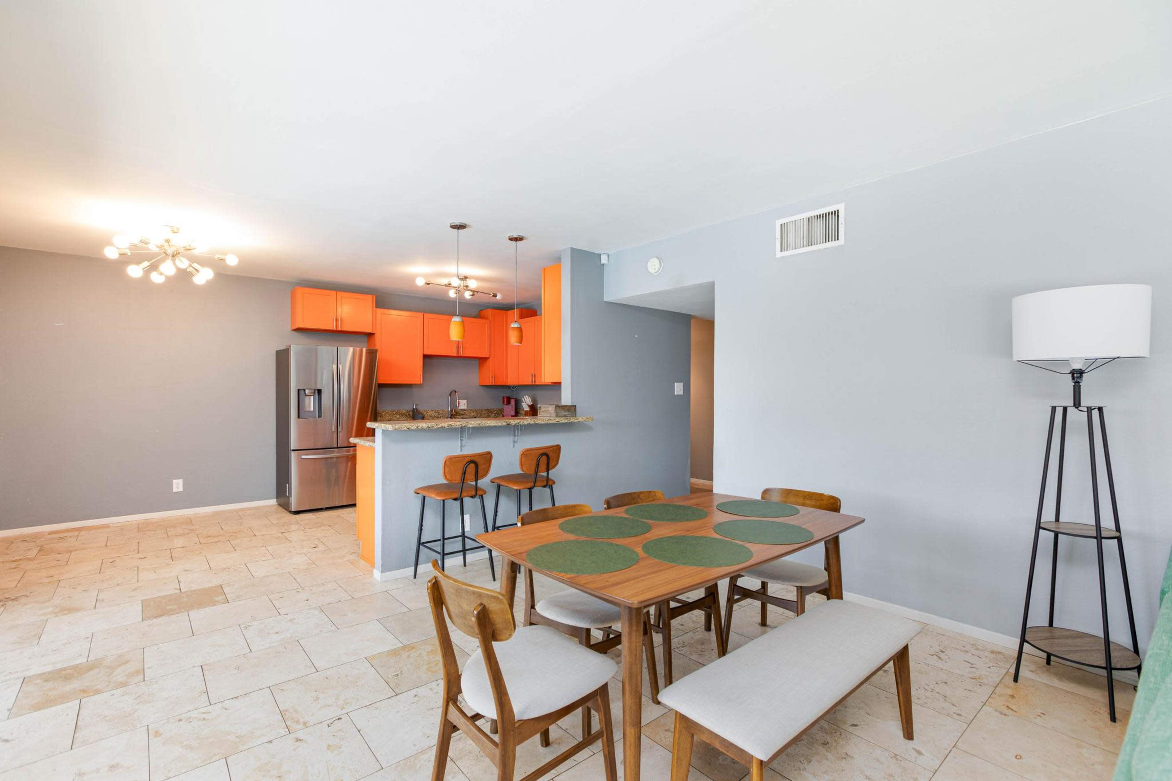 Mid Century Pool House Centrally Located Image in Paradise, las vegas, NV