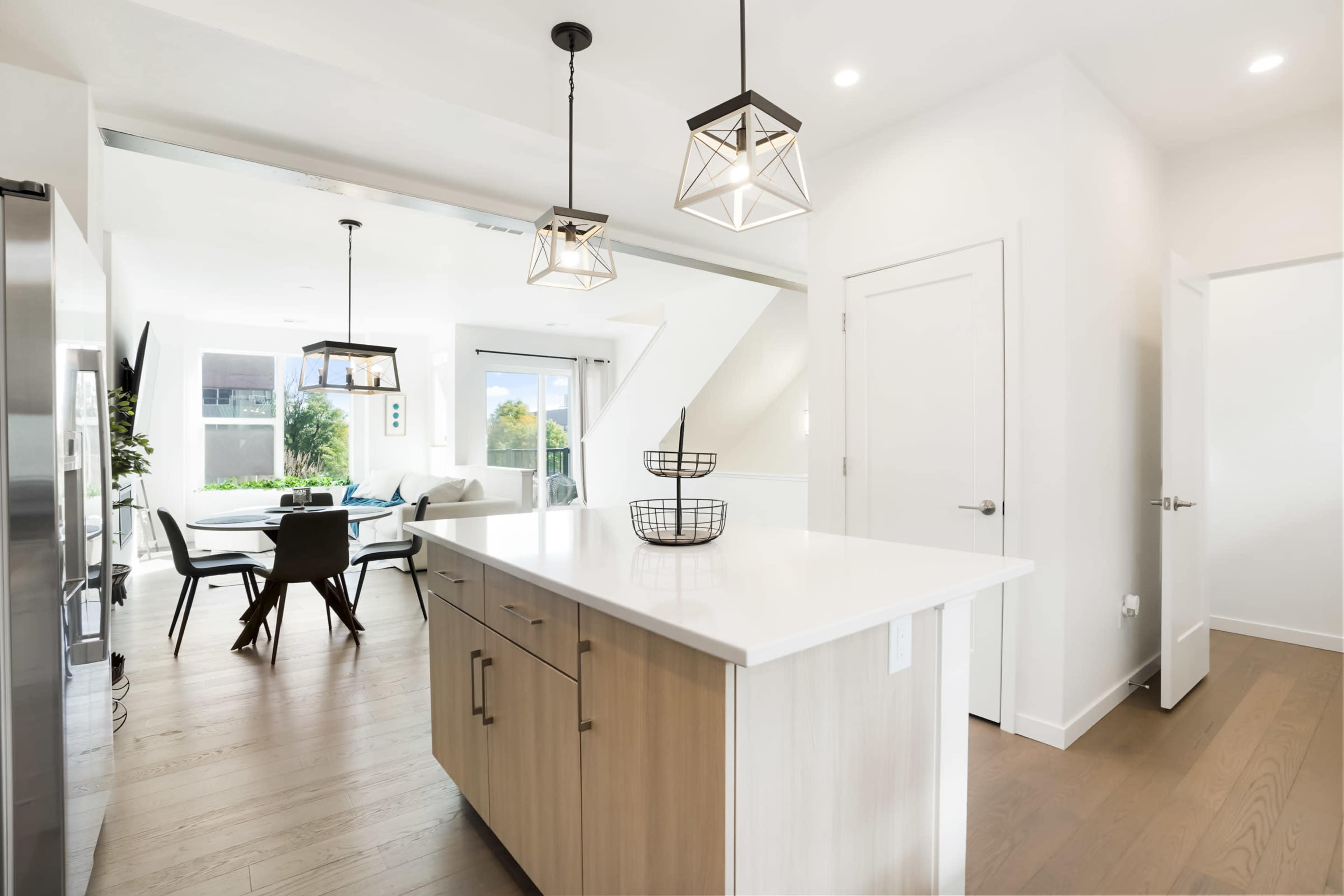Modern 3-Story Townhome with Rooftop & Stylish Interiors – Ideal for Photo + Video Shoots Image in Hampden, Denver, CO