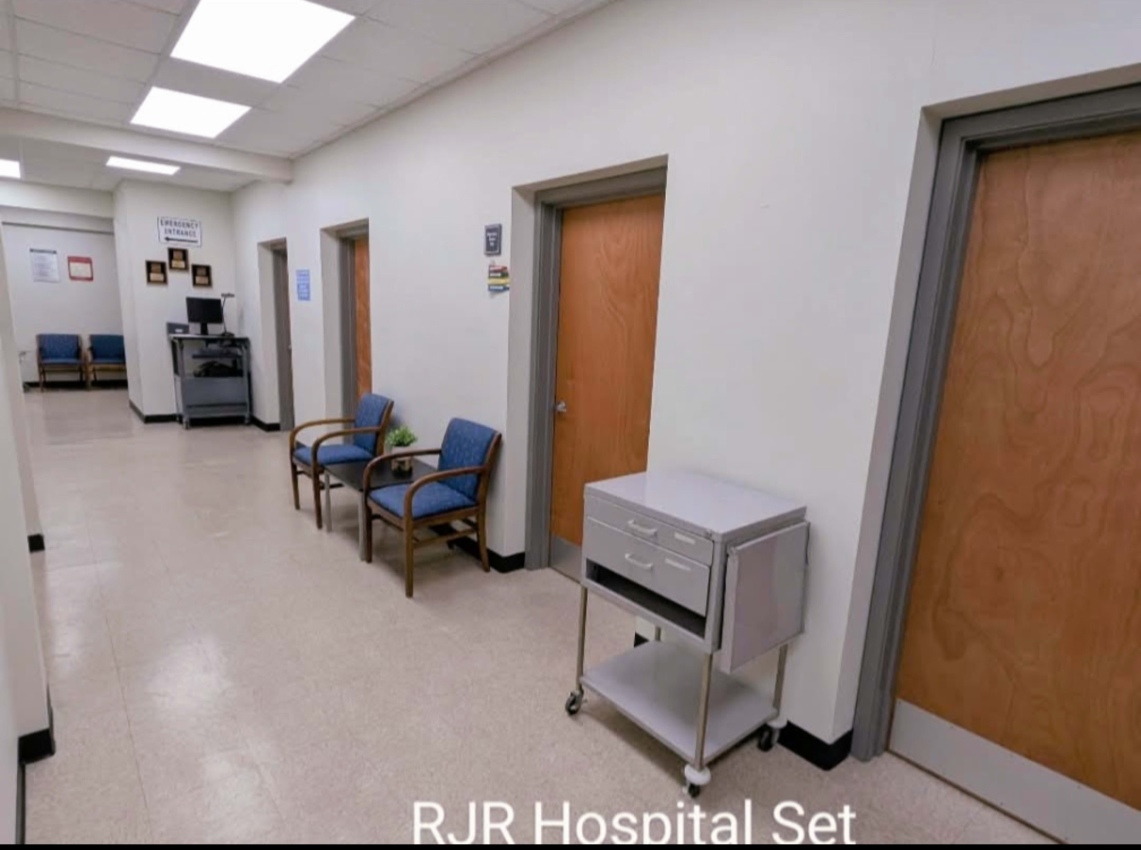 Large Hospital Set available for filming & photoshoots Image in South Fulton, Atlanta, GA