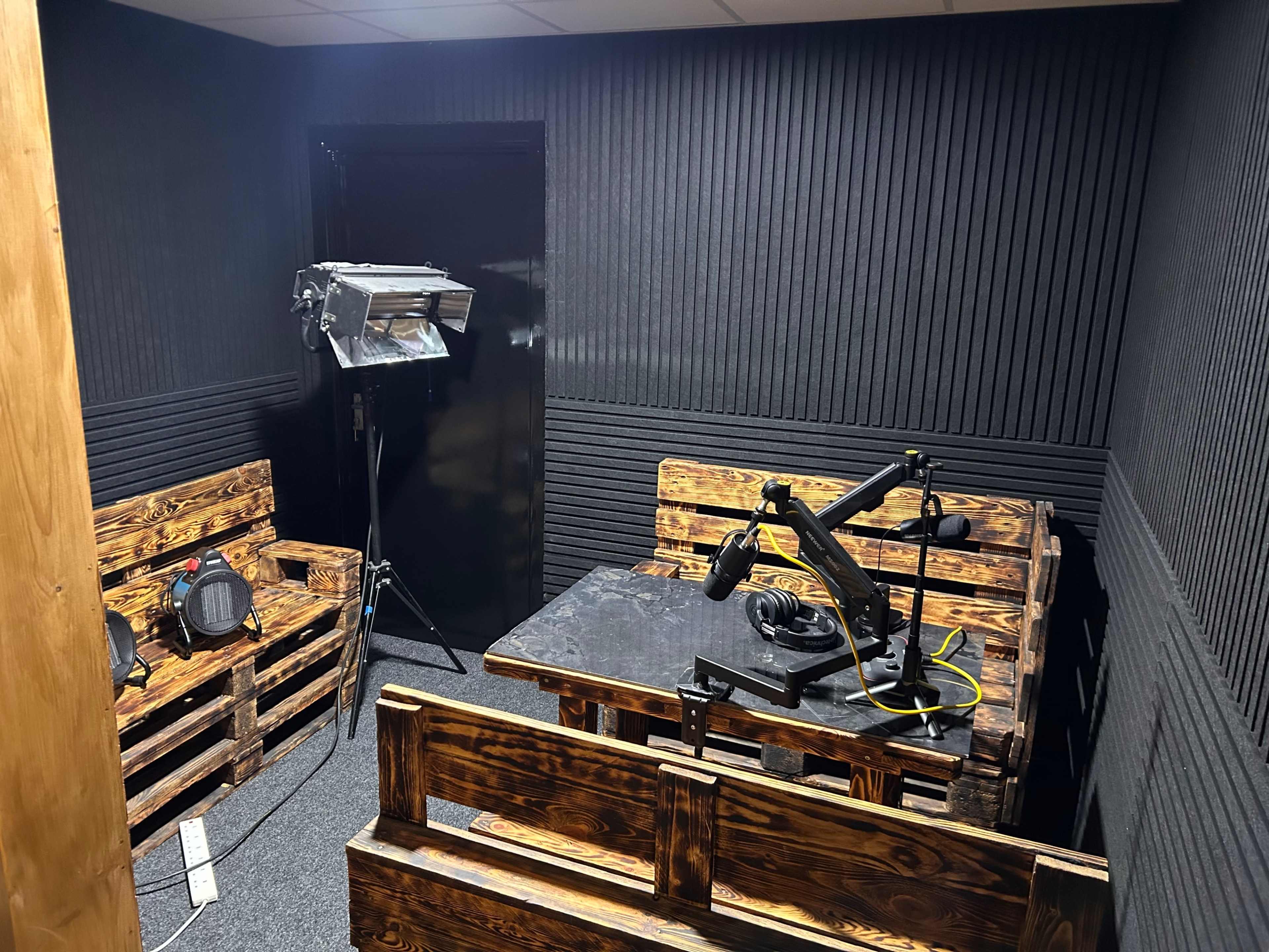 Podcast studio Image in Glossop, Glossop, ENG