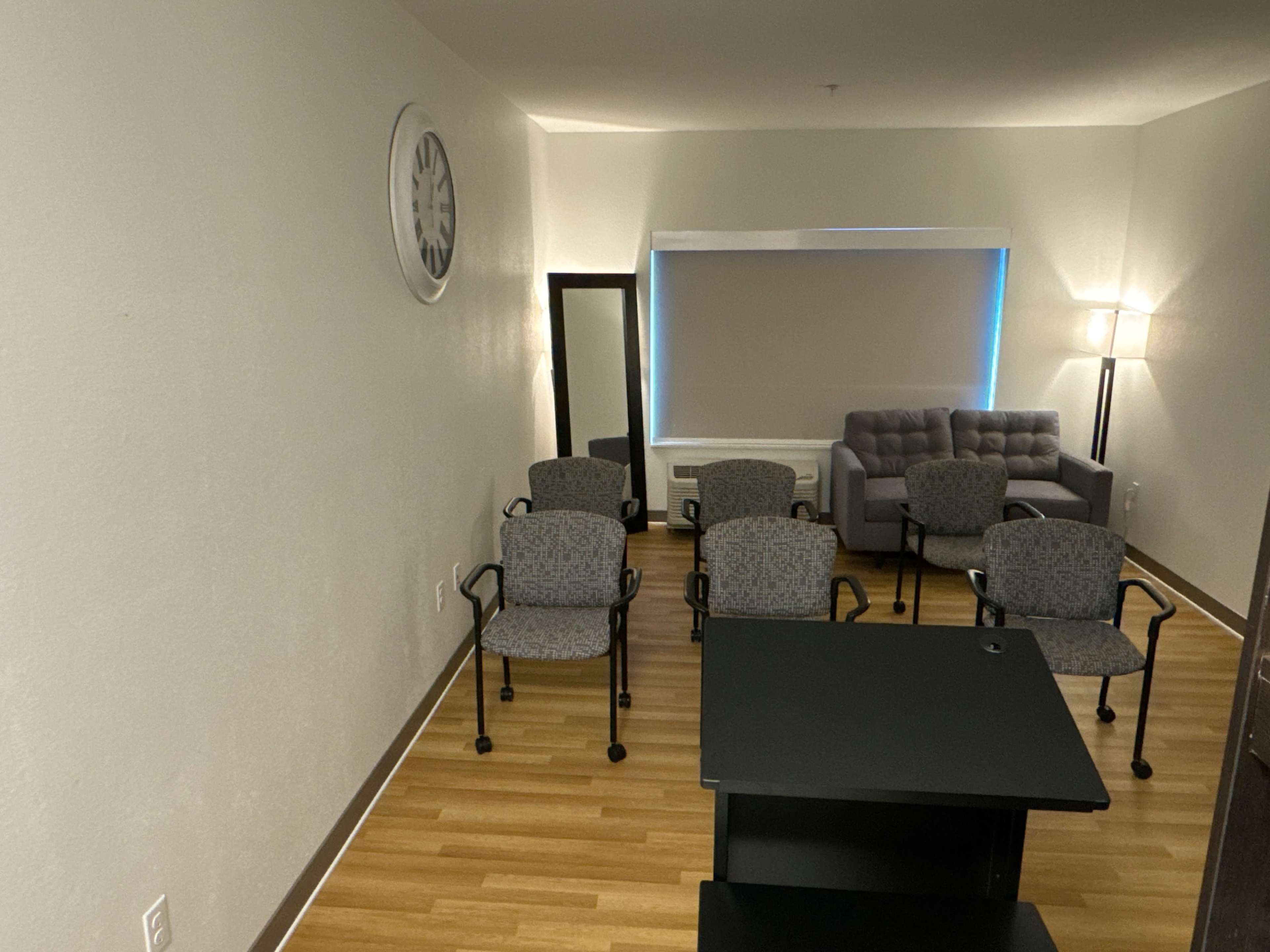 Aurora Multi-Use Room Image in Chambers Heights, Aurora, CO