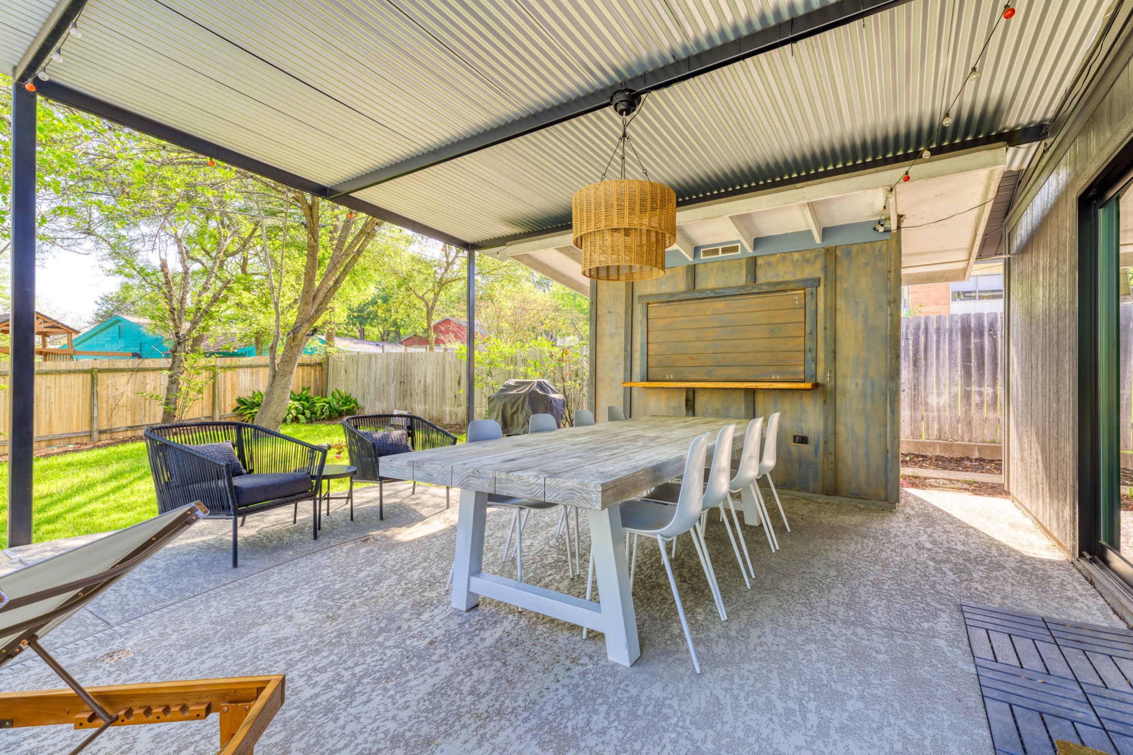 Spacious, modern Austin home with stunning pool and patio, Image in Barton Hills, Austin, TX