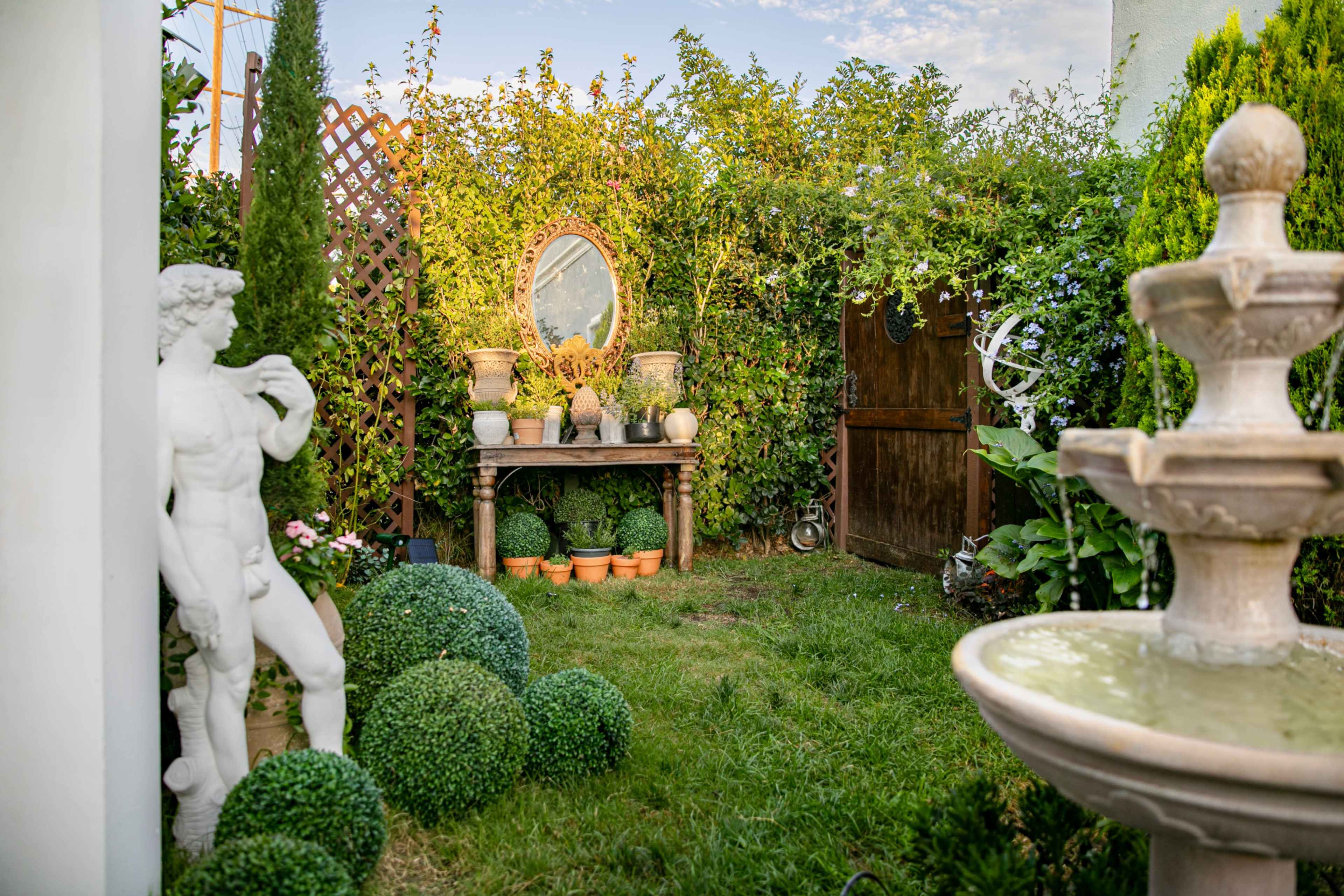 Italian-Style Garden Oasis in the Valley Image in North Hollywood, North Hollywood, CA