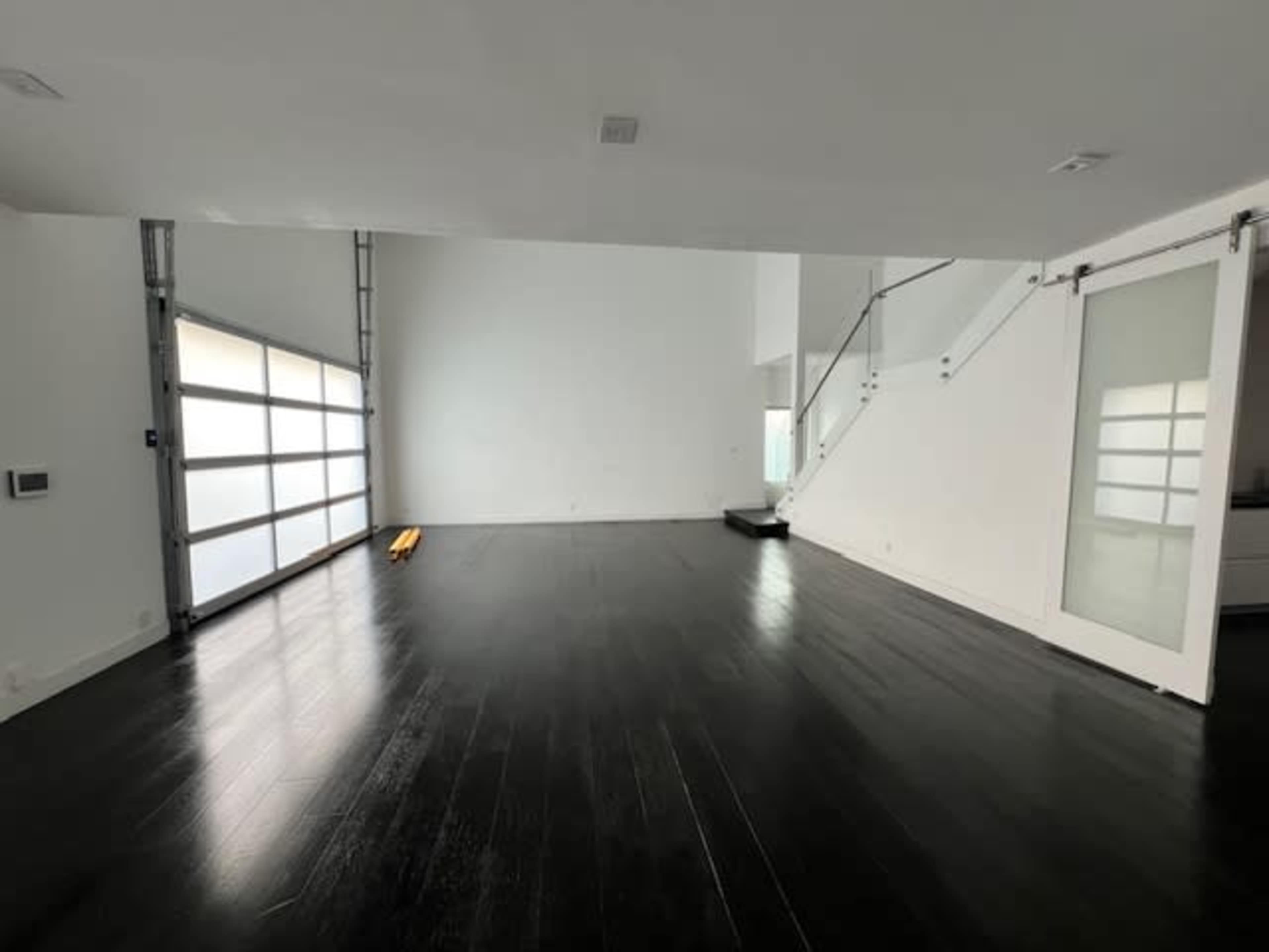 Modern West Hollywood Photo Studio and Creative Space Image in Central LA, West Hollywood, CA