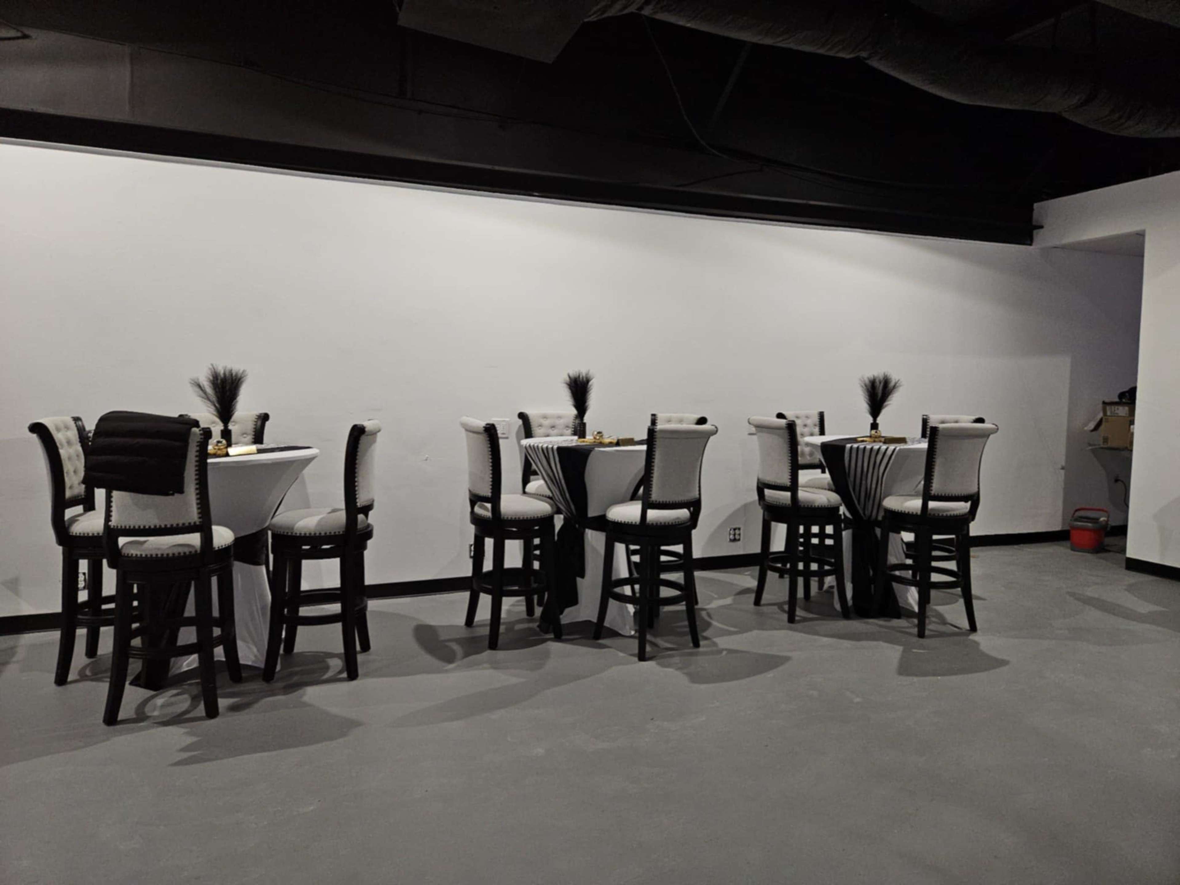 Loft Like Vibe with a Downtown Feel!! Image in , Conyers, GA